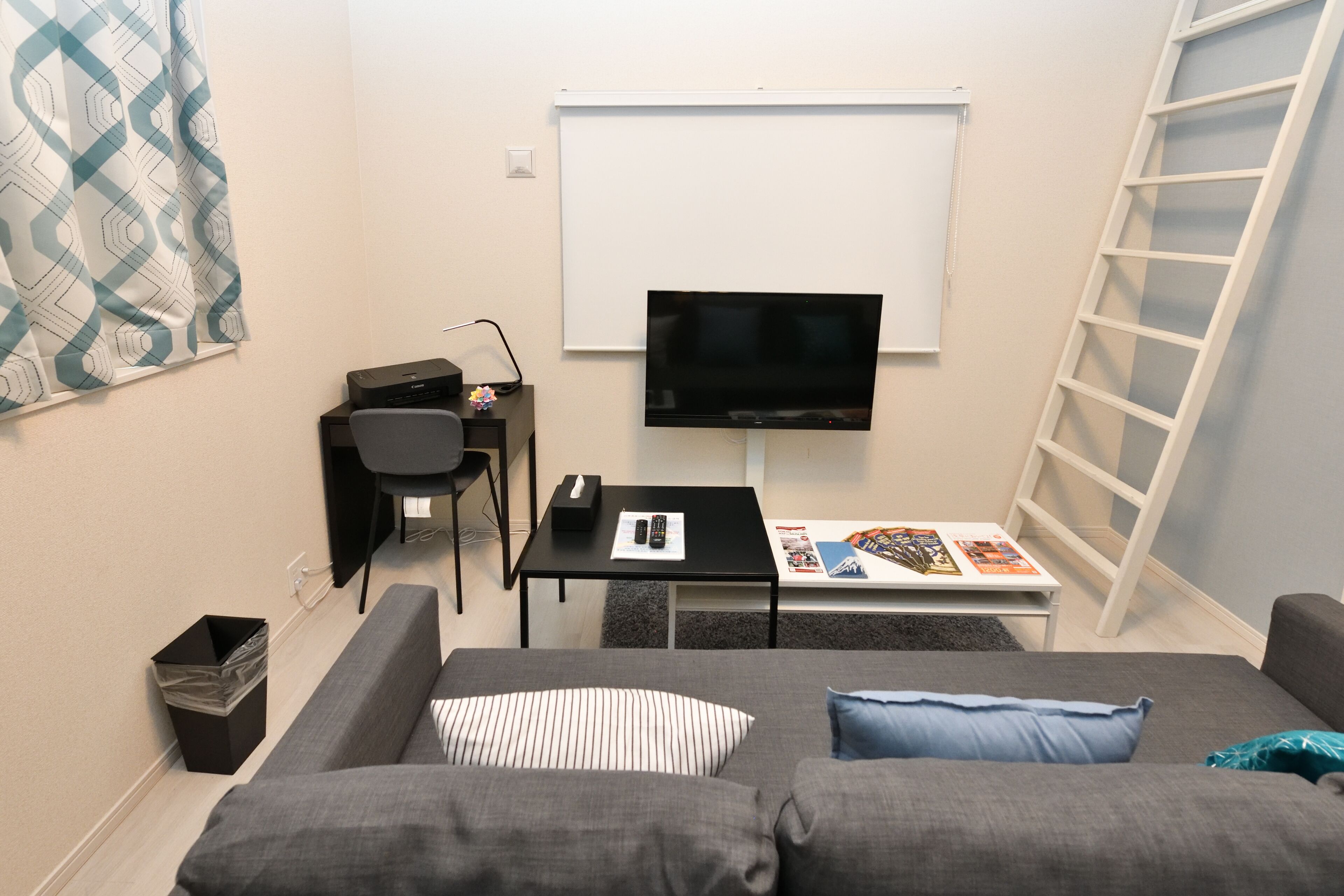 Lacquer House Asakusa