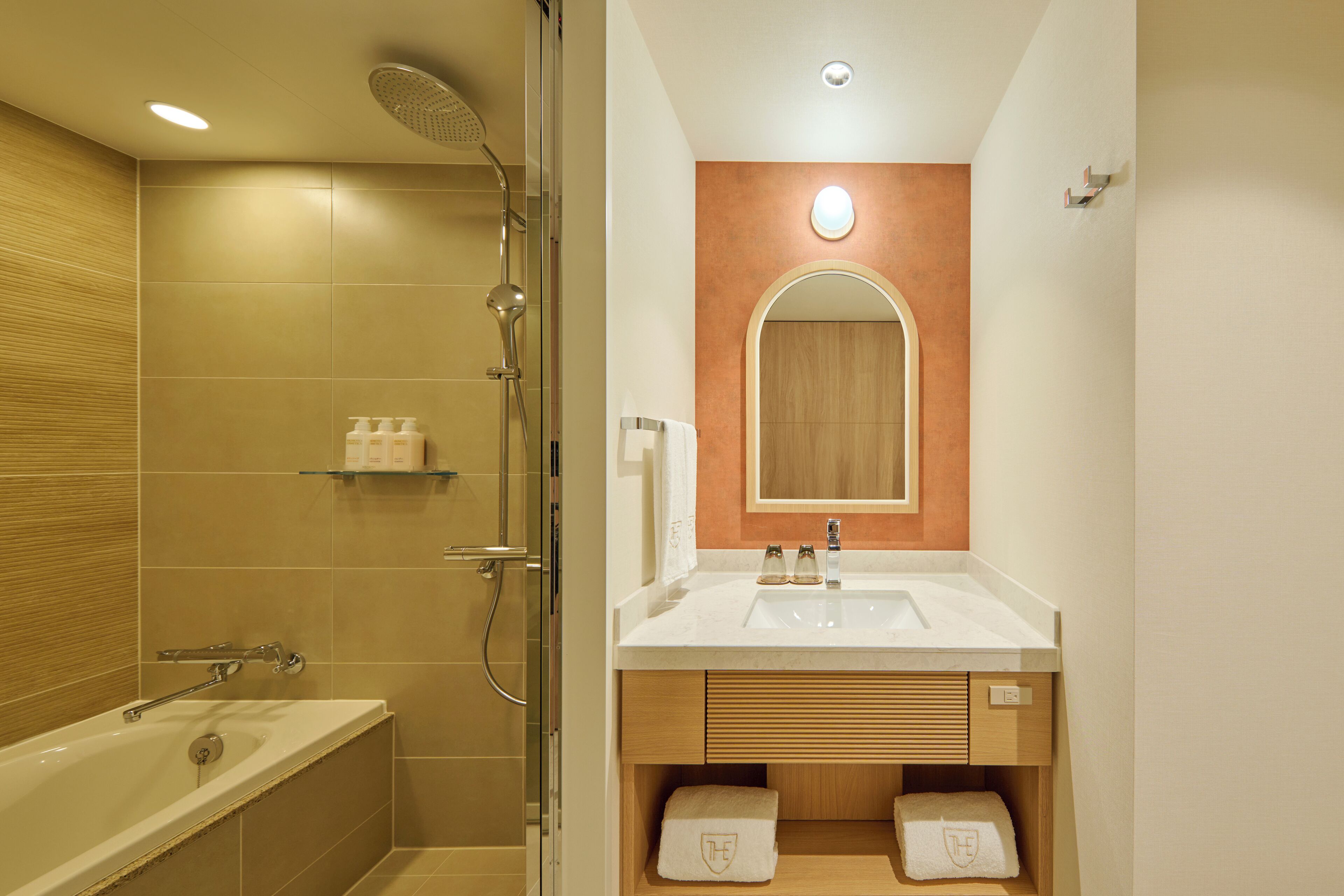 The Royal Park Hotel Ginza 6-chome