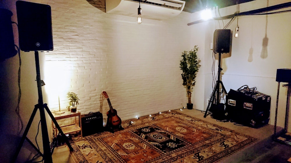 Tokyo Guest House Ouji Music Lounge - Hostel