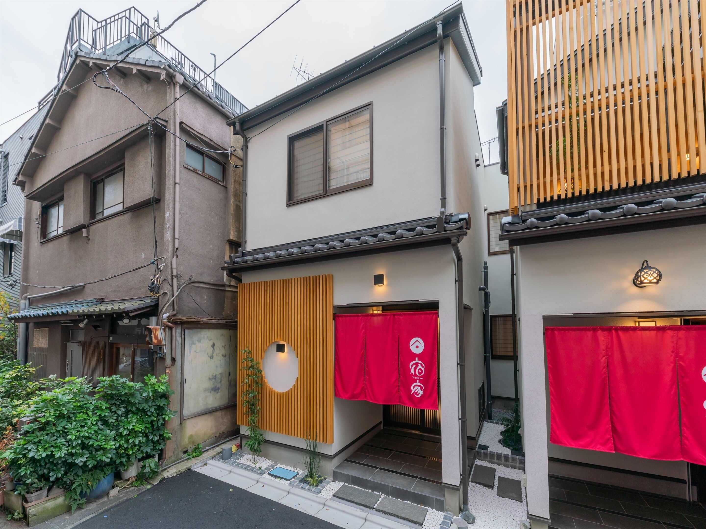 Yadoya Yanagidori West
