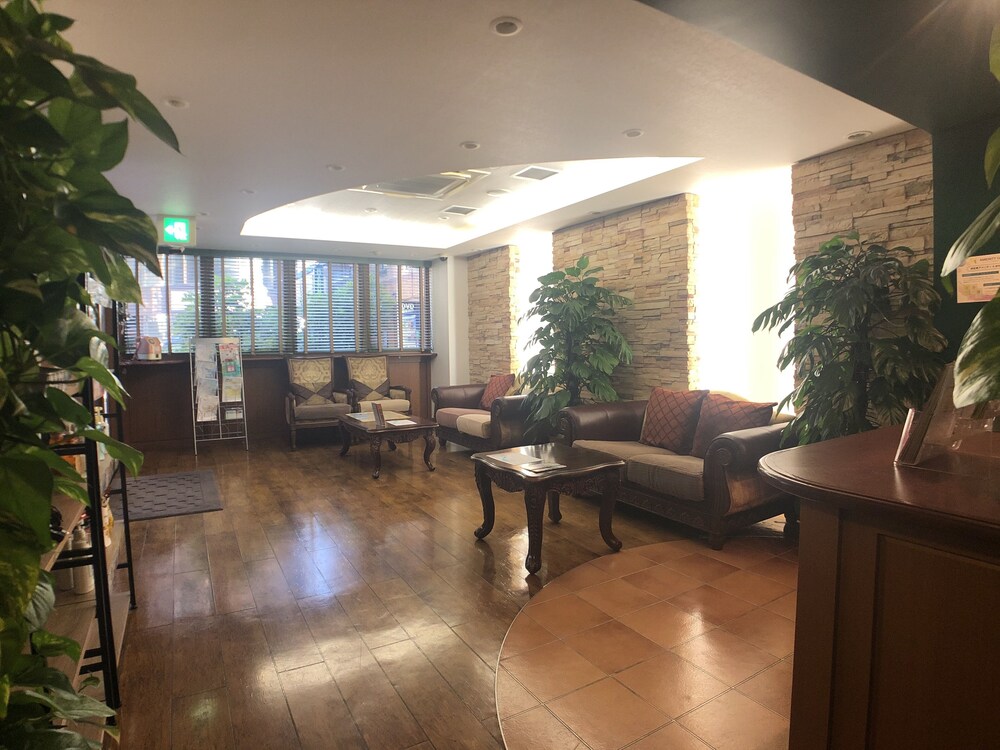 Yokohama Town Hotel