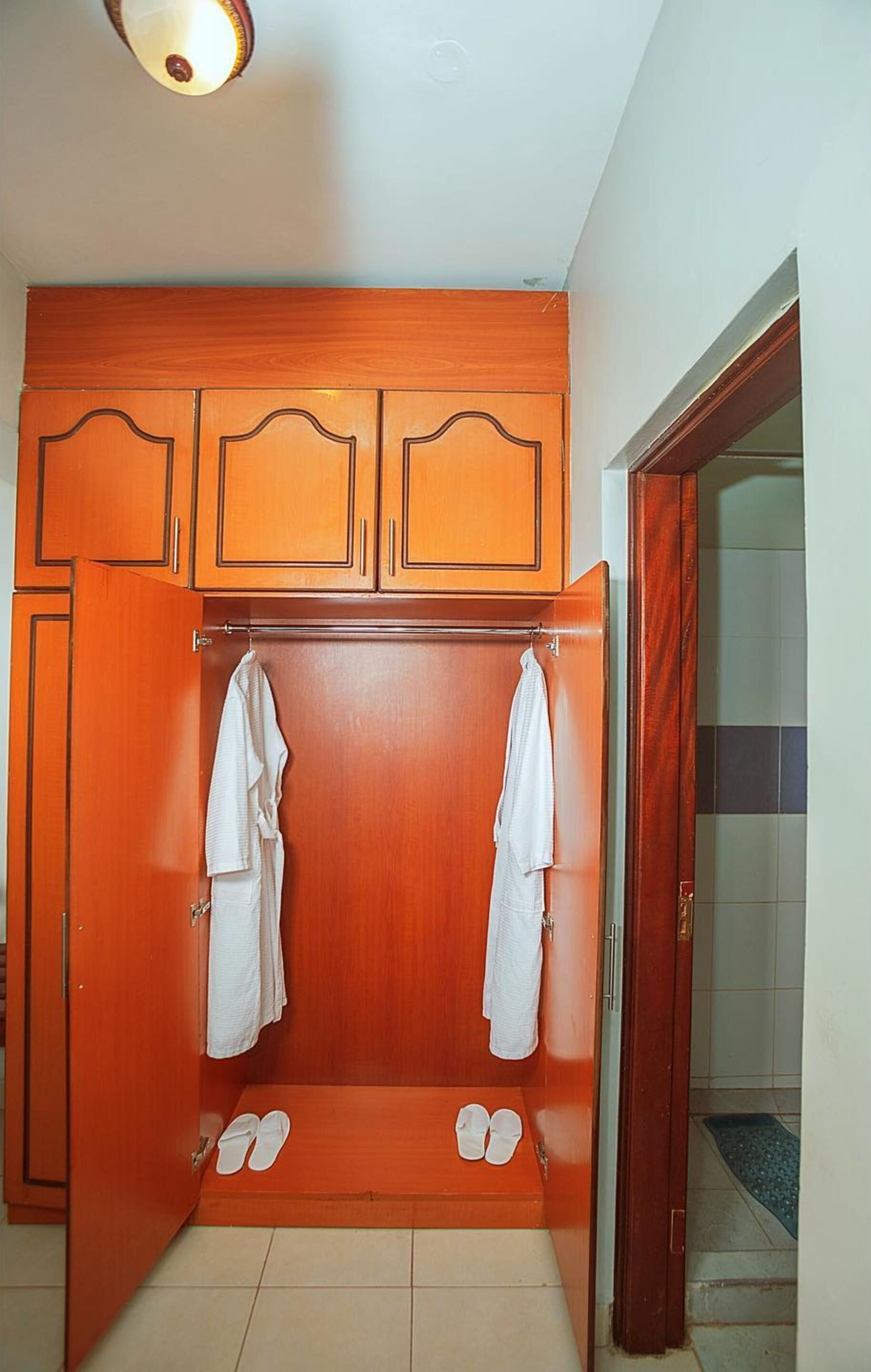 Cold Springs Hotel - Homabay