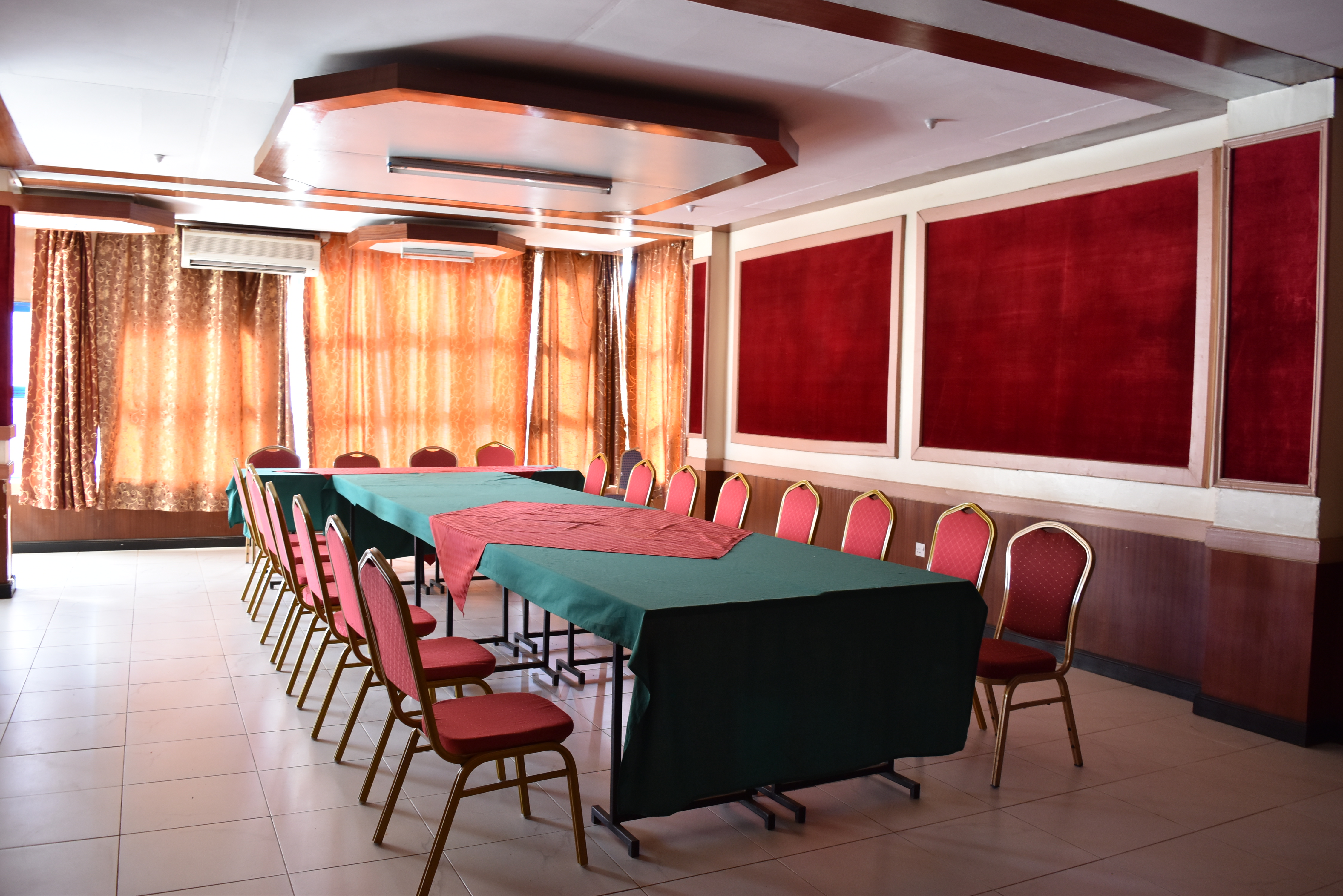 Ibis Hotel 2000 Karatina