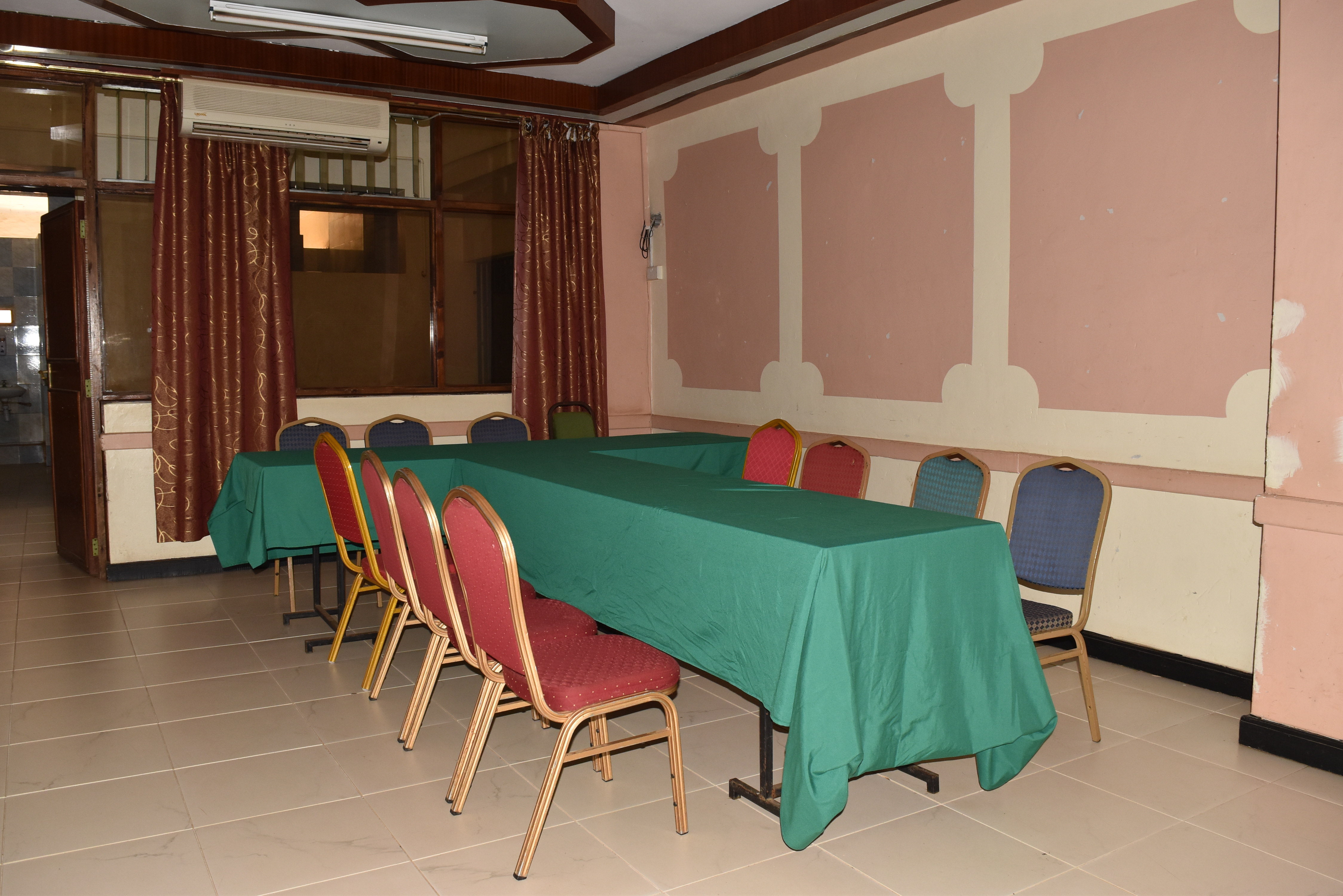 Ibis Hotel 2000 Karatina
