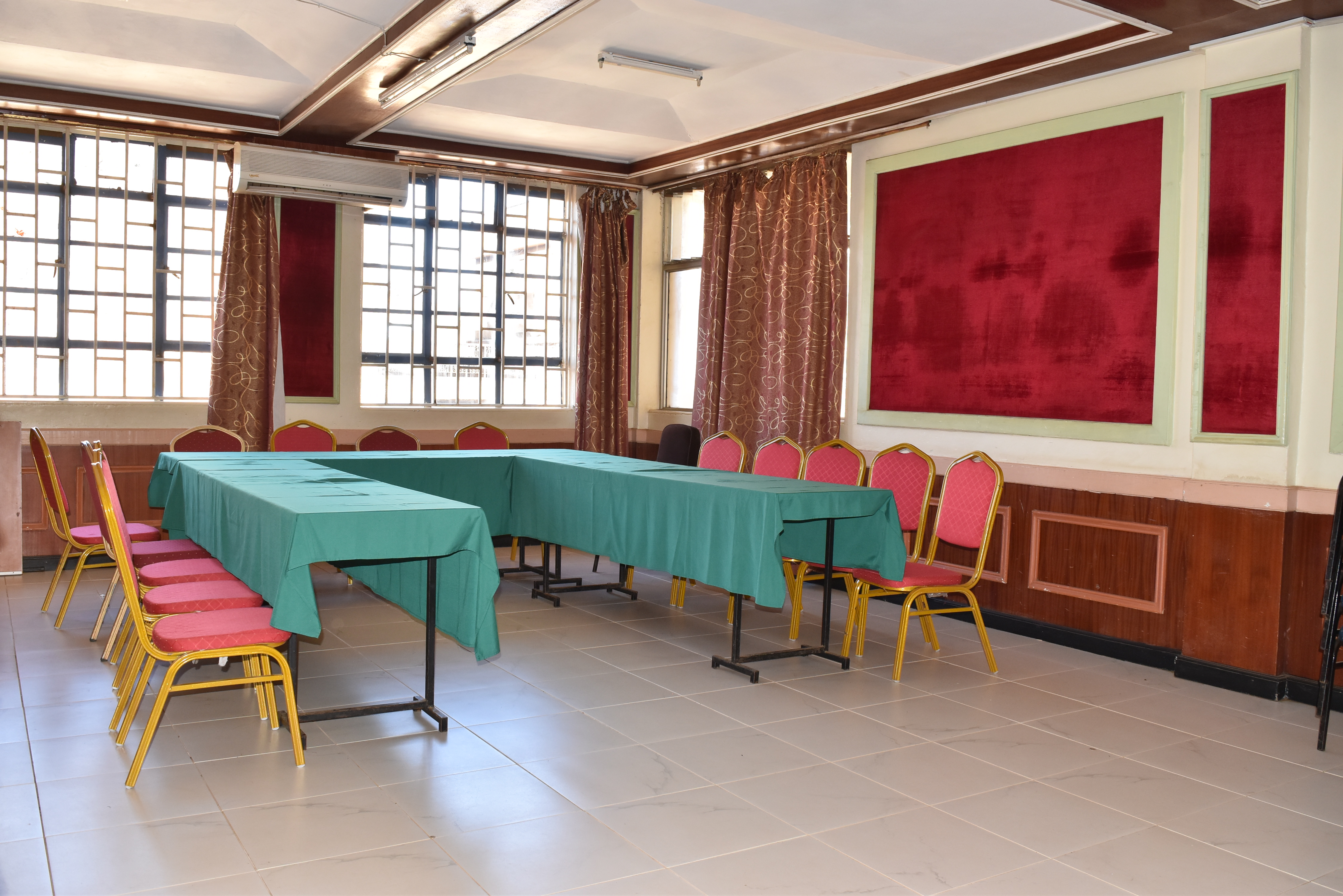 Ibis Hotel 2000 Karatina