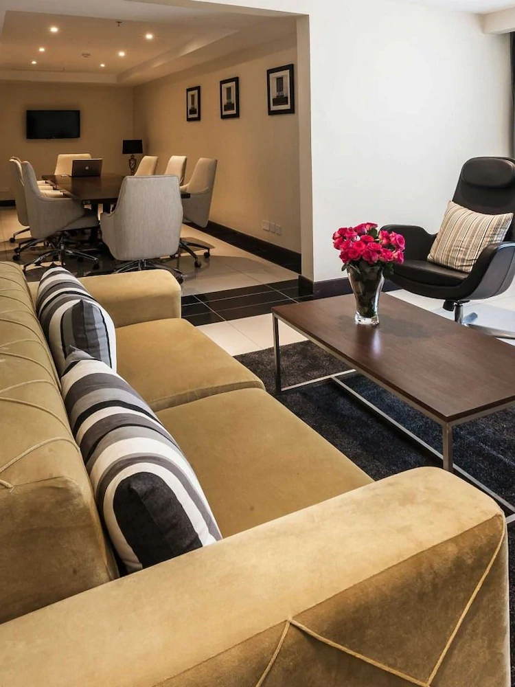 Acacia Premier Hotel