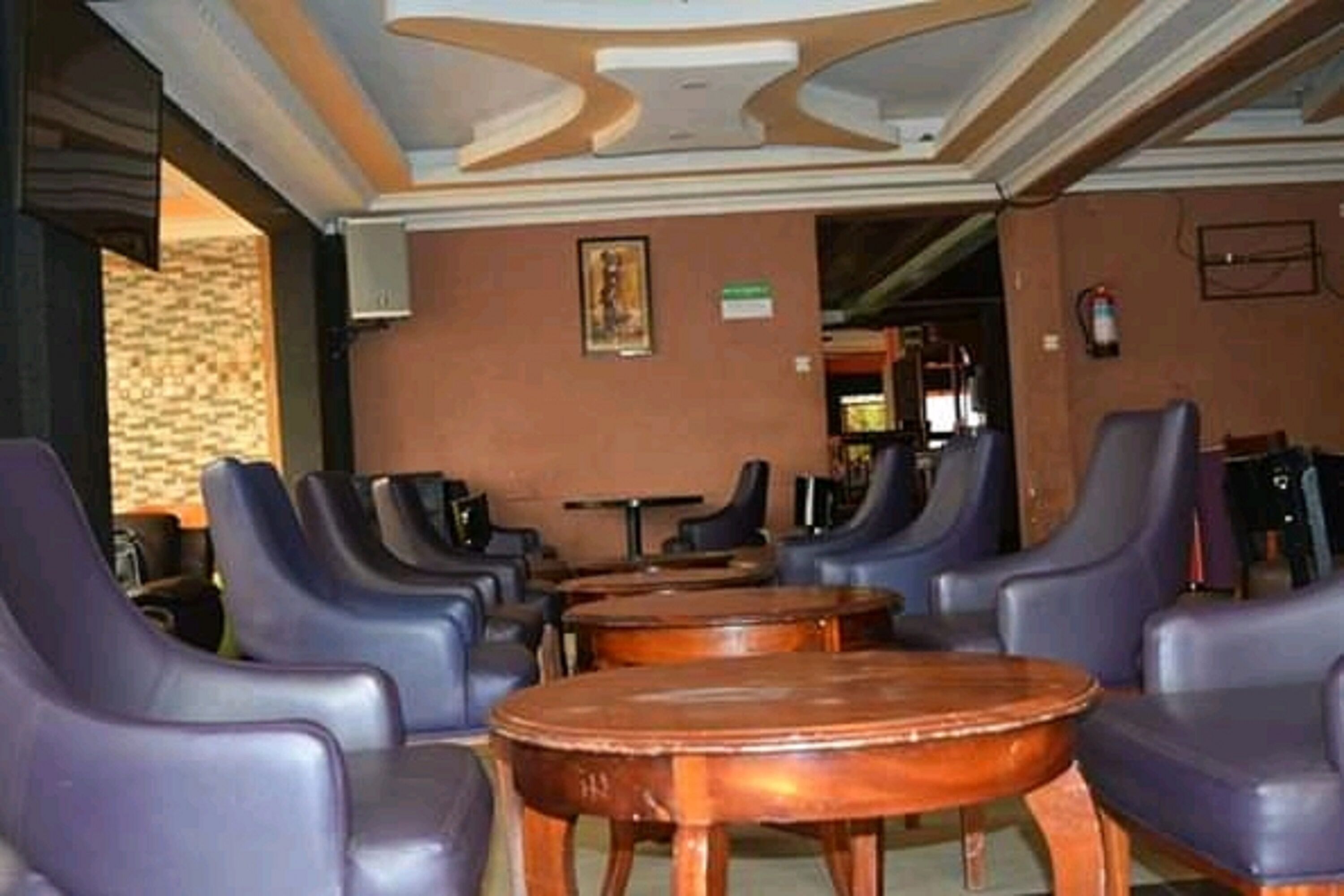 Aerotropolis Hotel