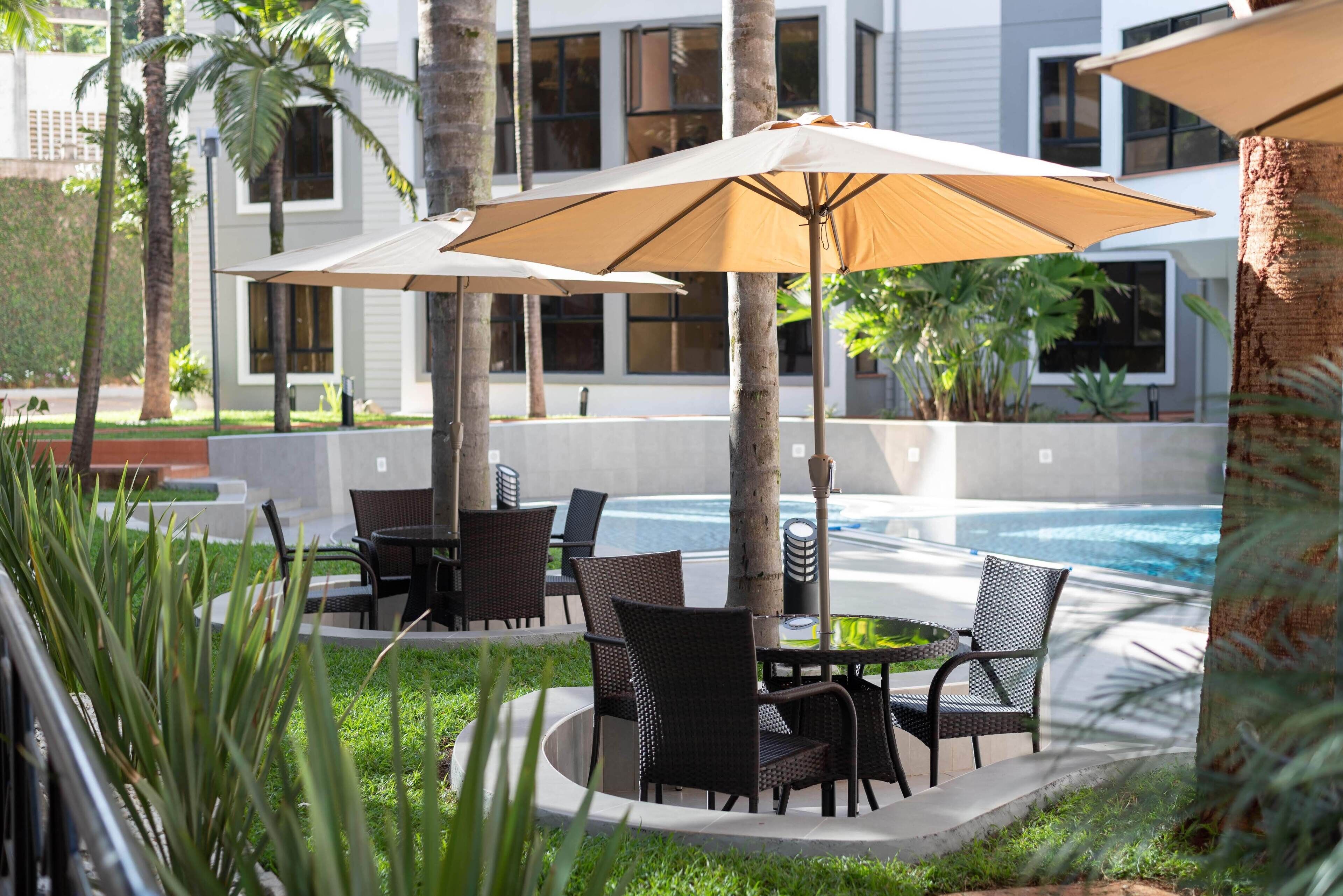 Cysuites Apartment Hotel