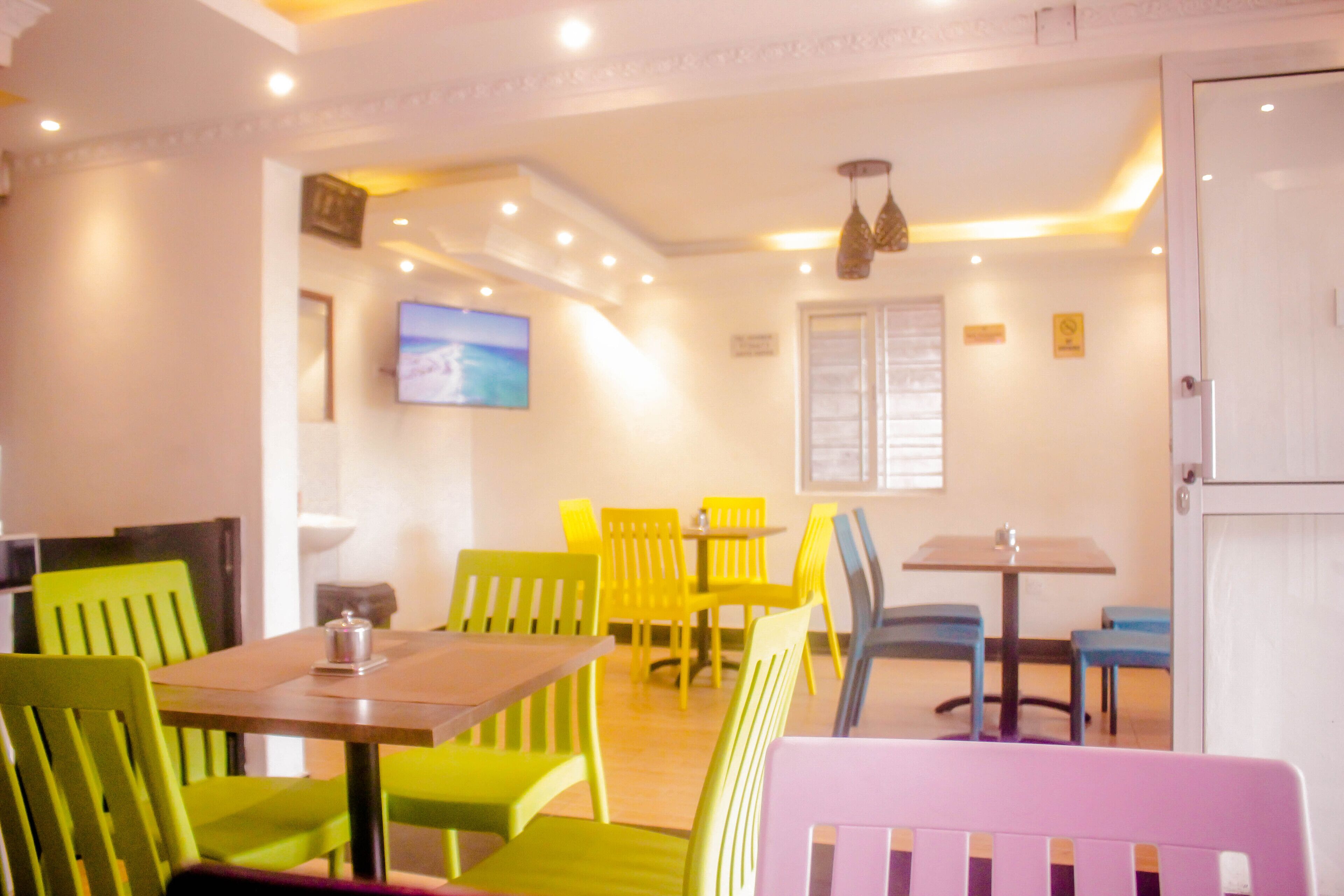 Dayo Suites and Hotel