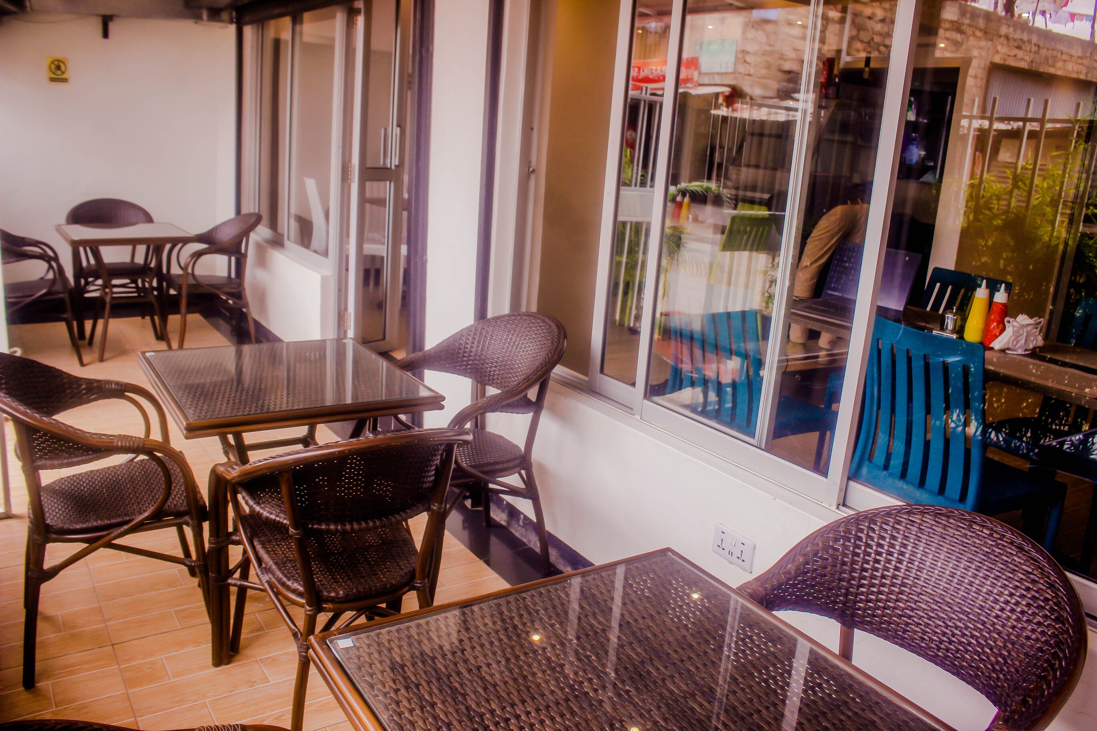 Dayo Suites and Hotel