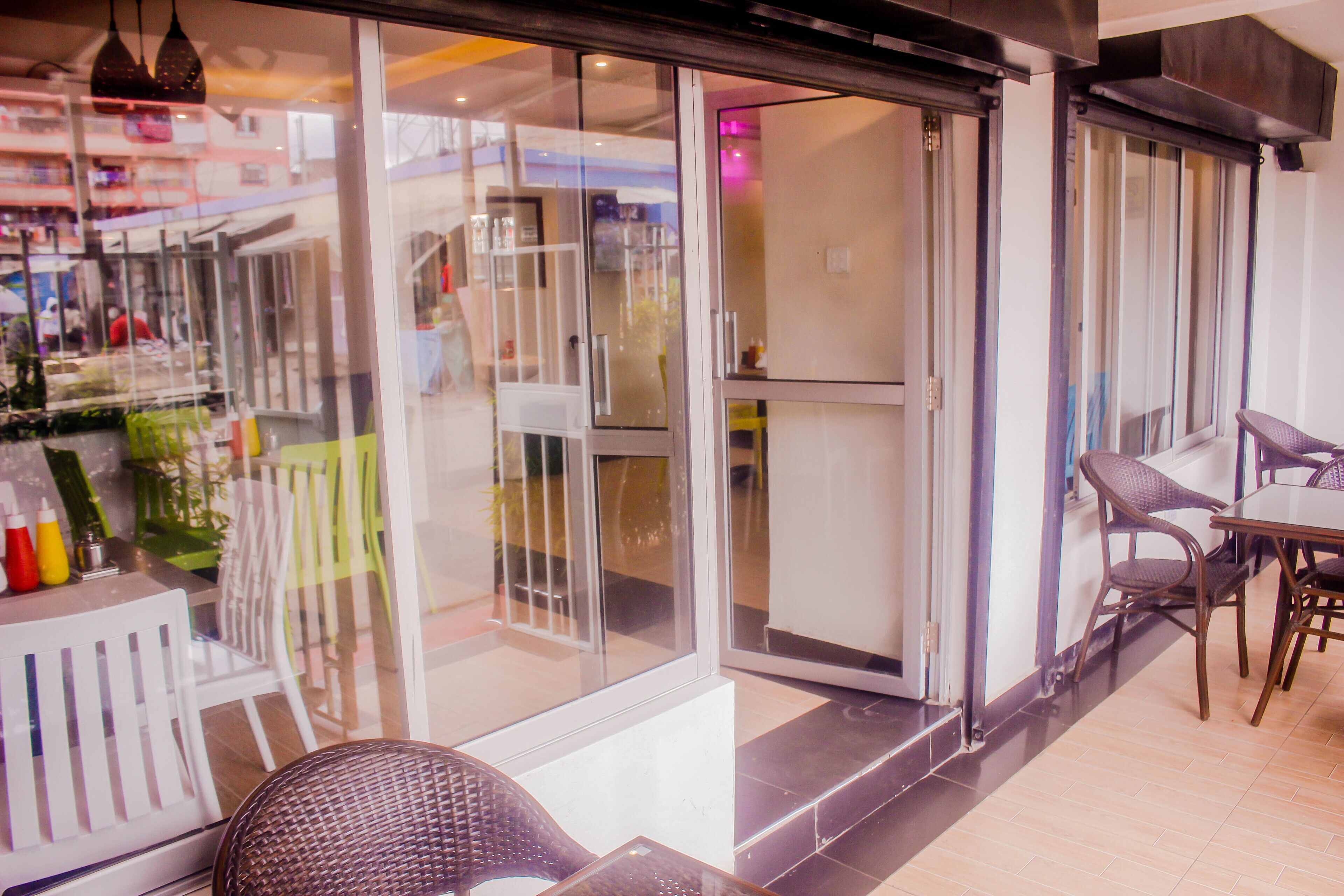 Dayo Suites and Hotel