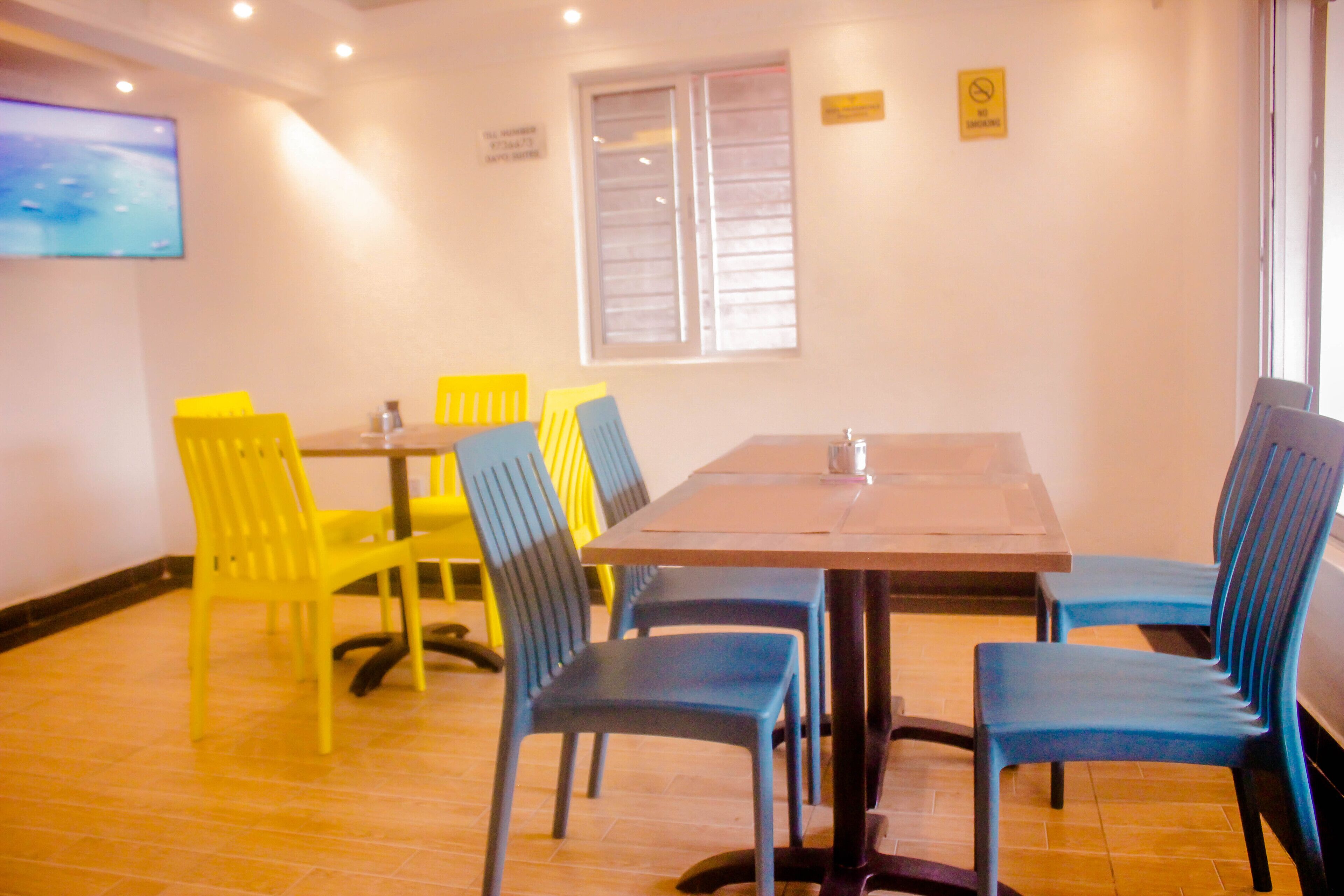 Dayo Suites and Hotel