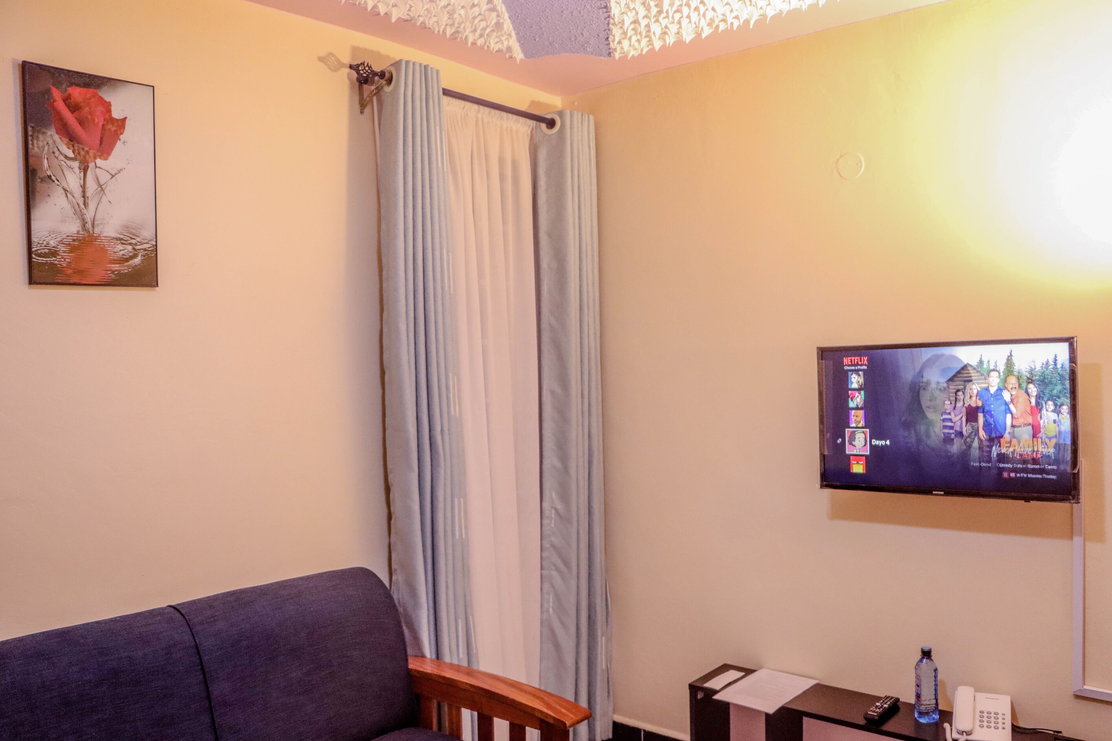Dayo Suites and Hotel