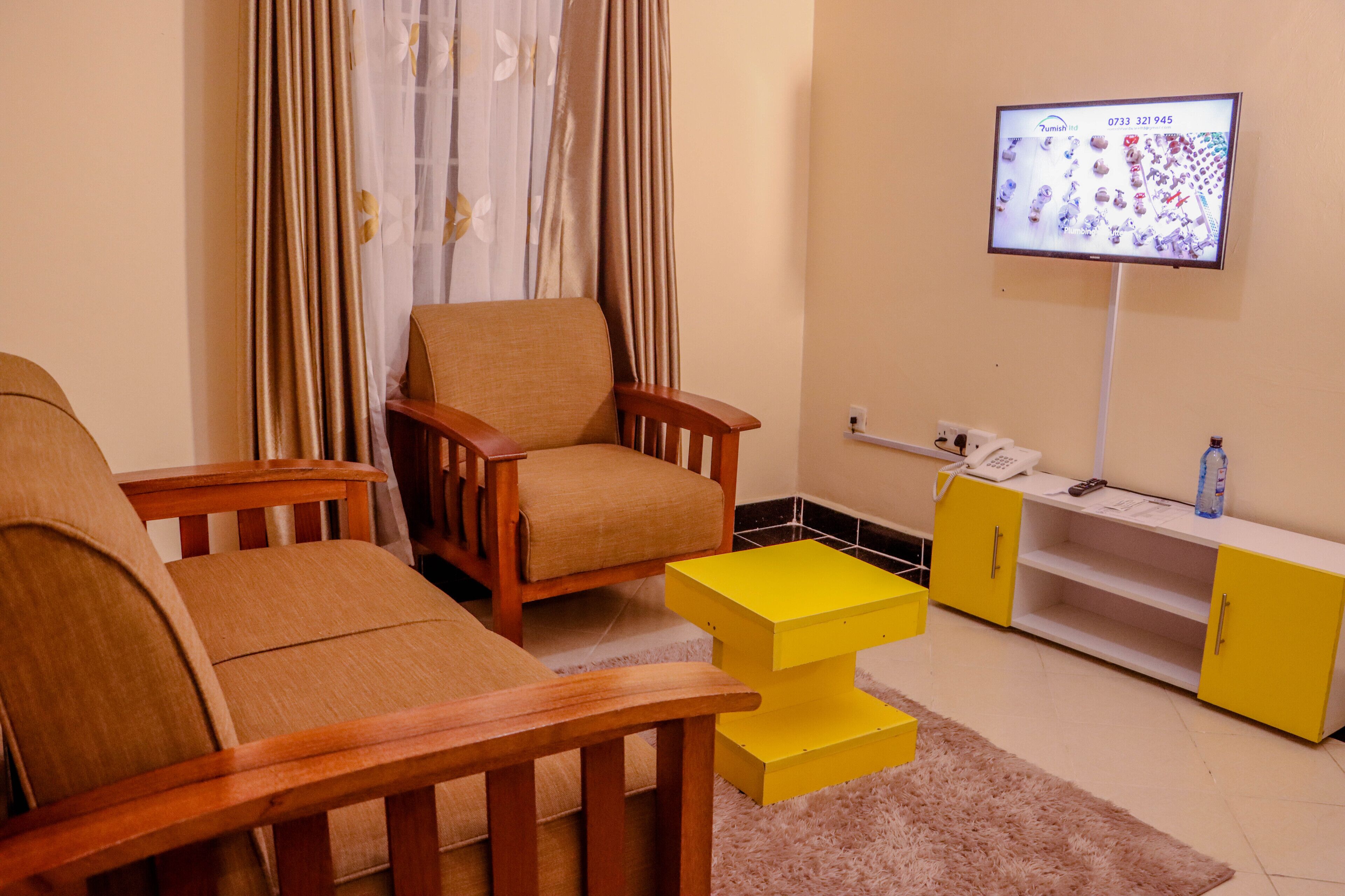 Dayo Suites and Hotel