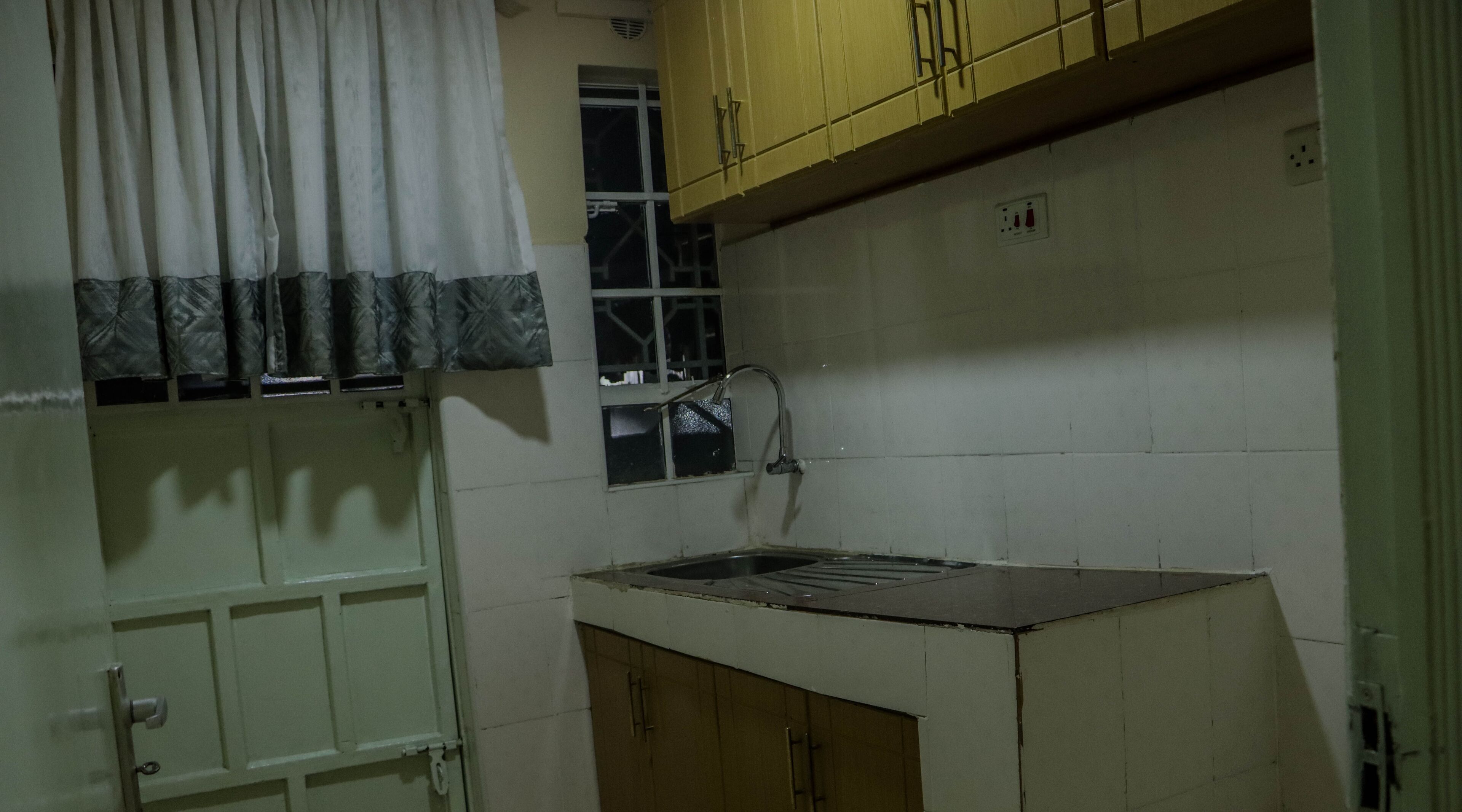 Dayo Suites and Hotel