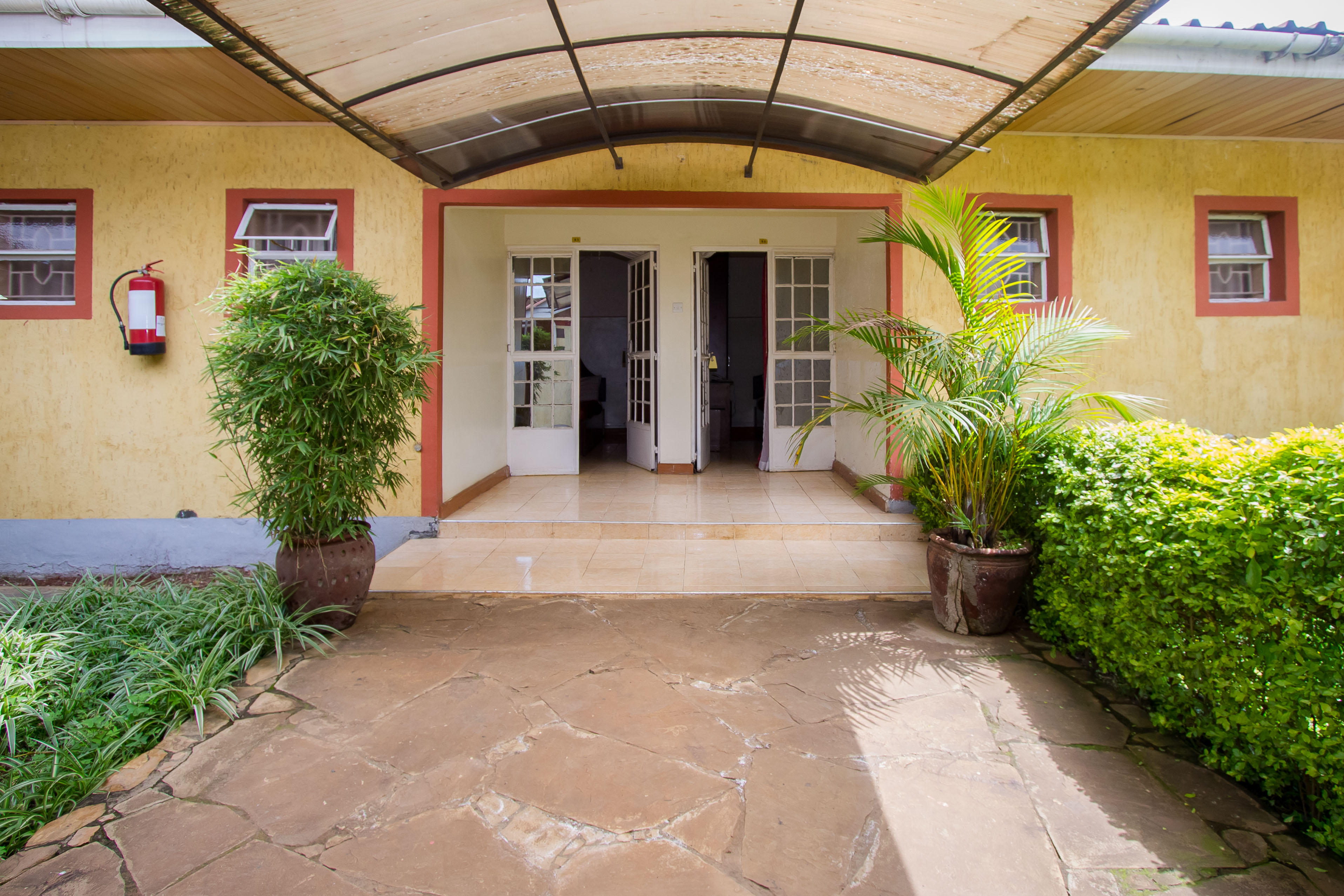 Konar House Lounge