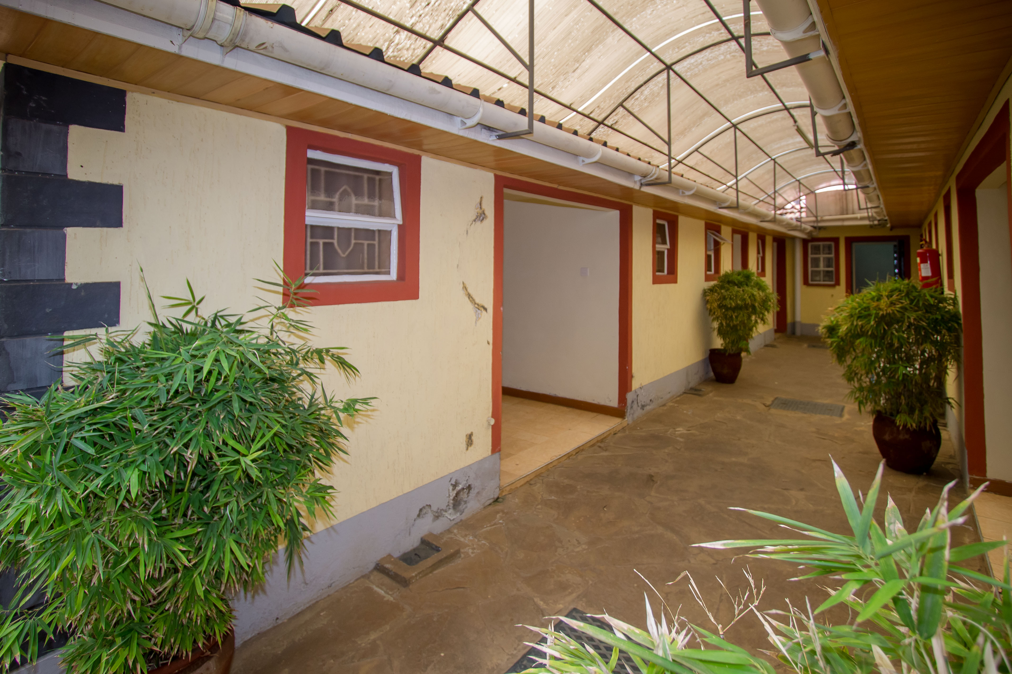 Konar House Lounge