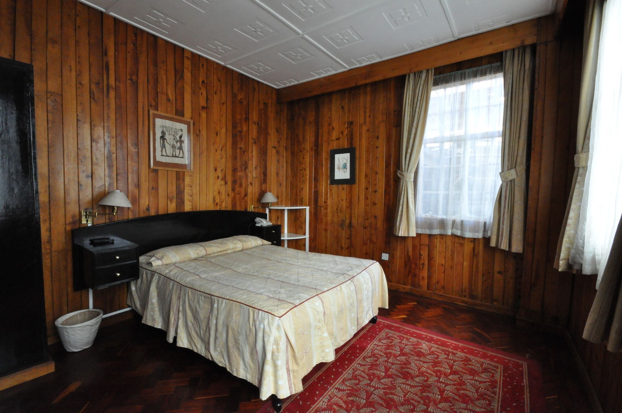 Oakwood Hotel
