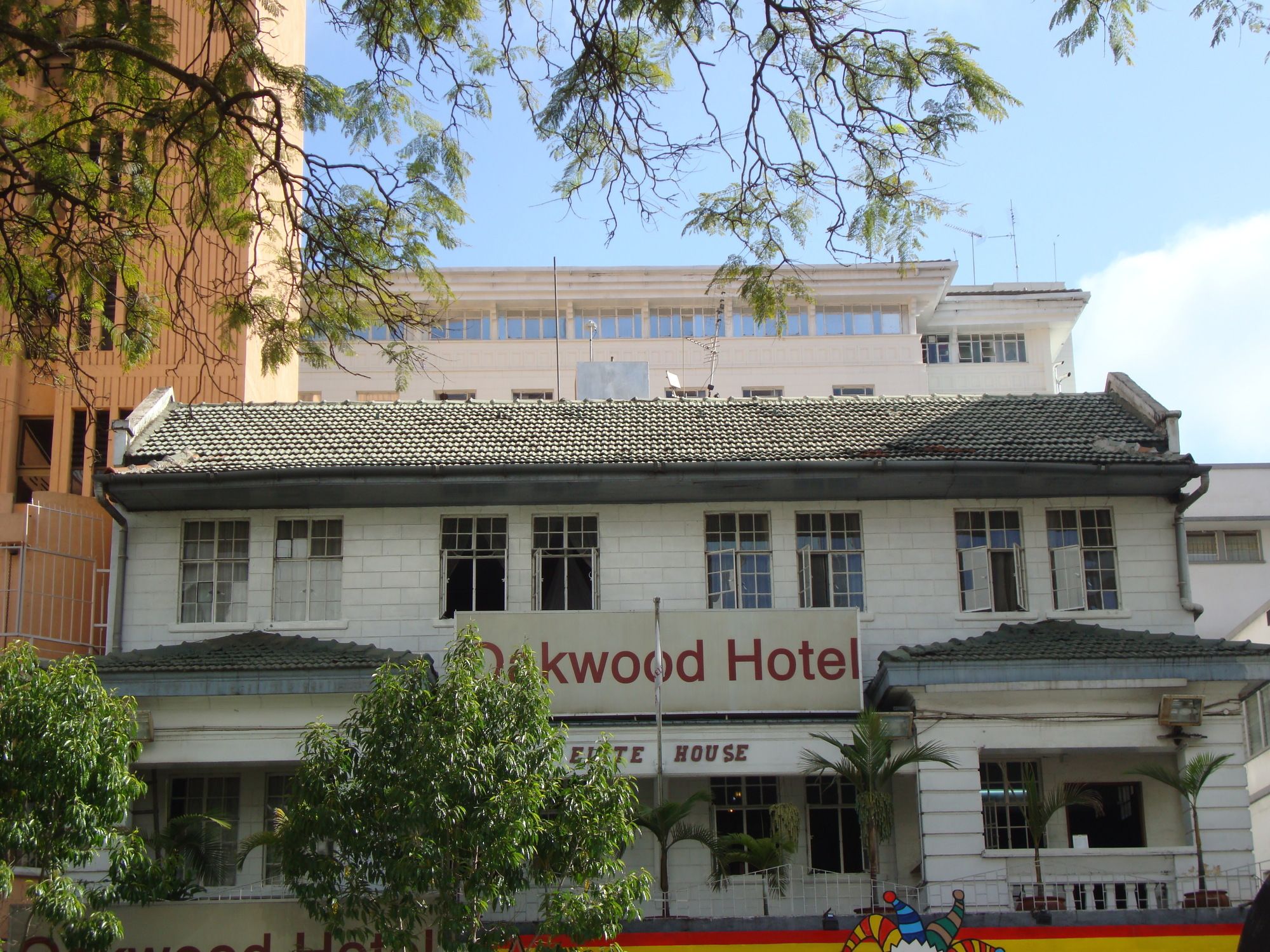 Oakwood Hotel