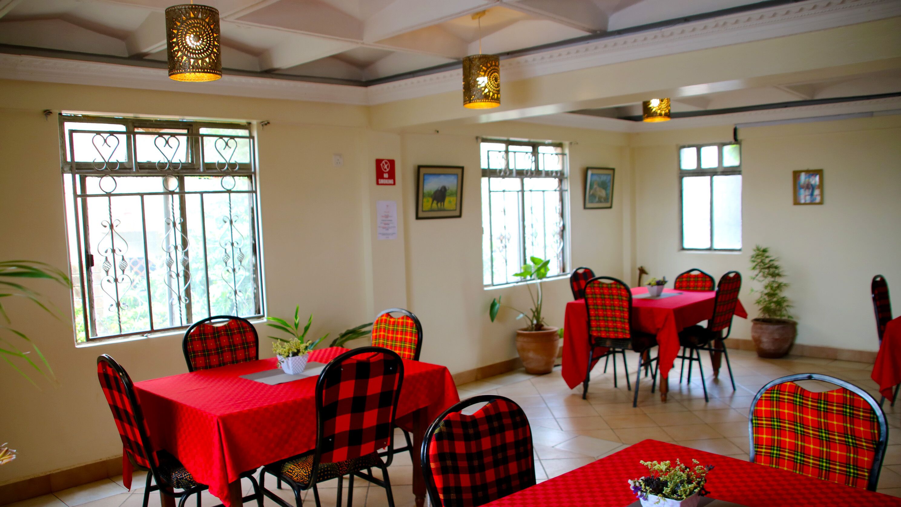 Red Buffalo House Hotel