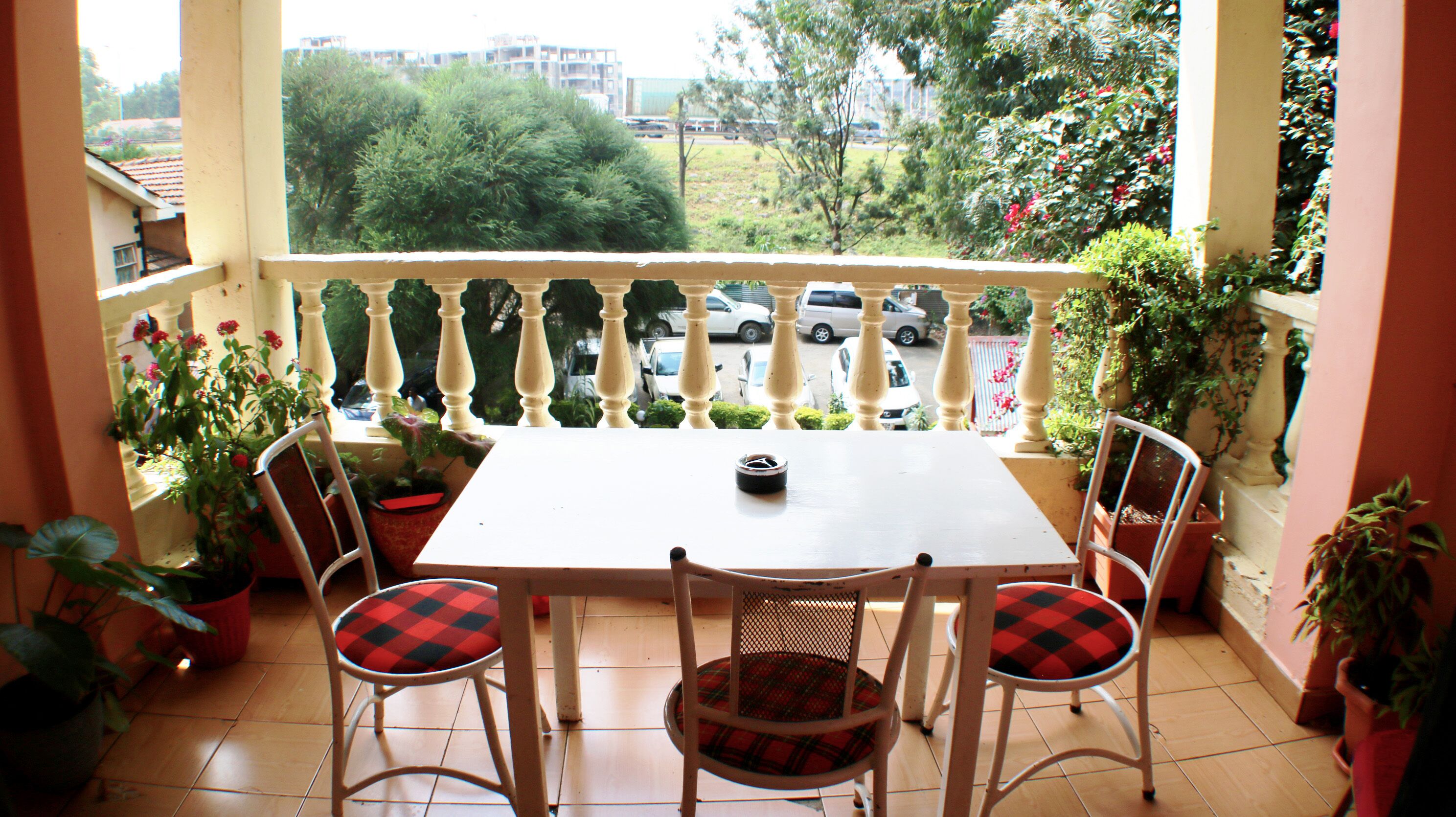 Red Buffalo House Hotel