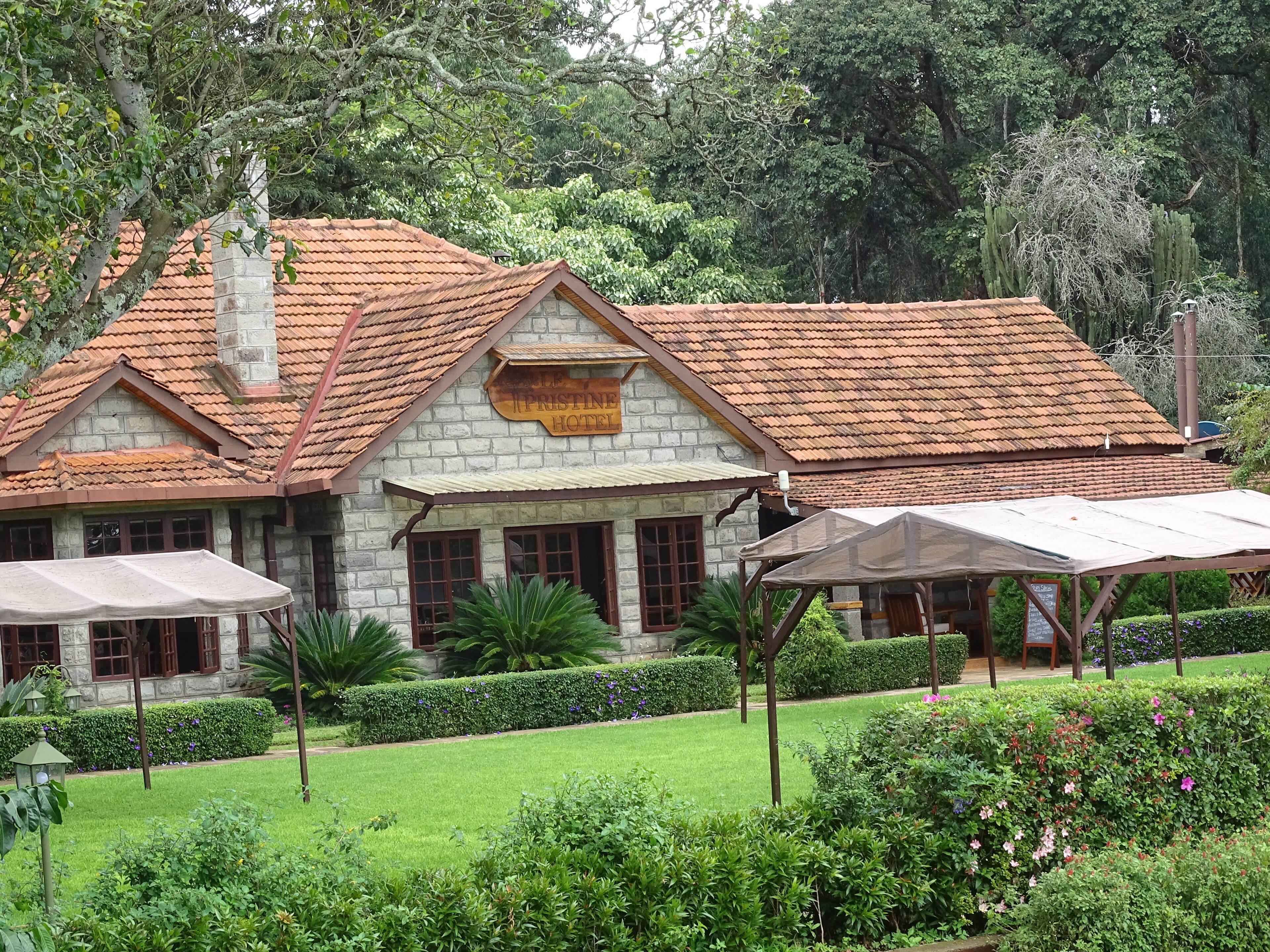 Le Prestine Hotel