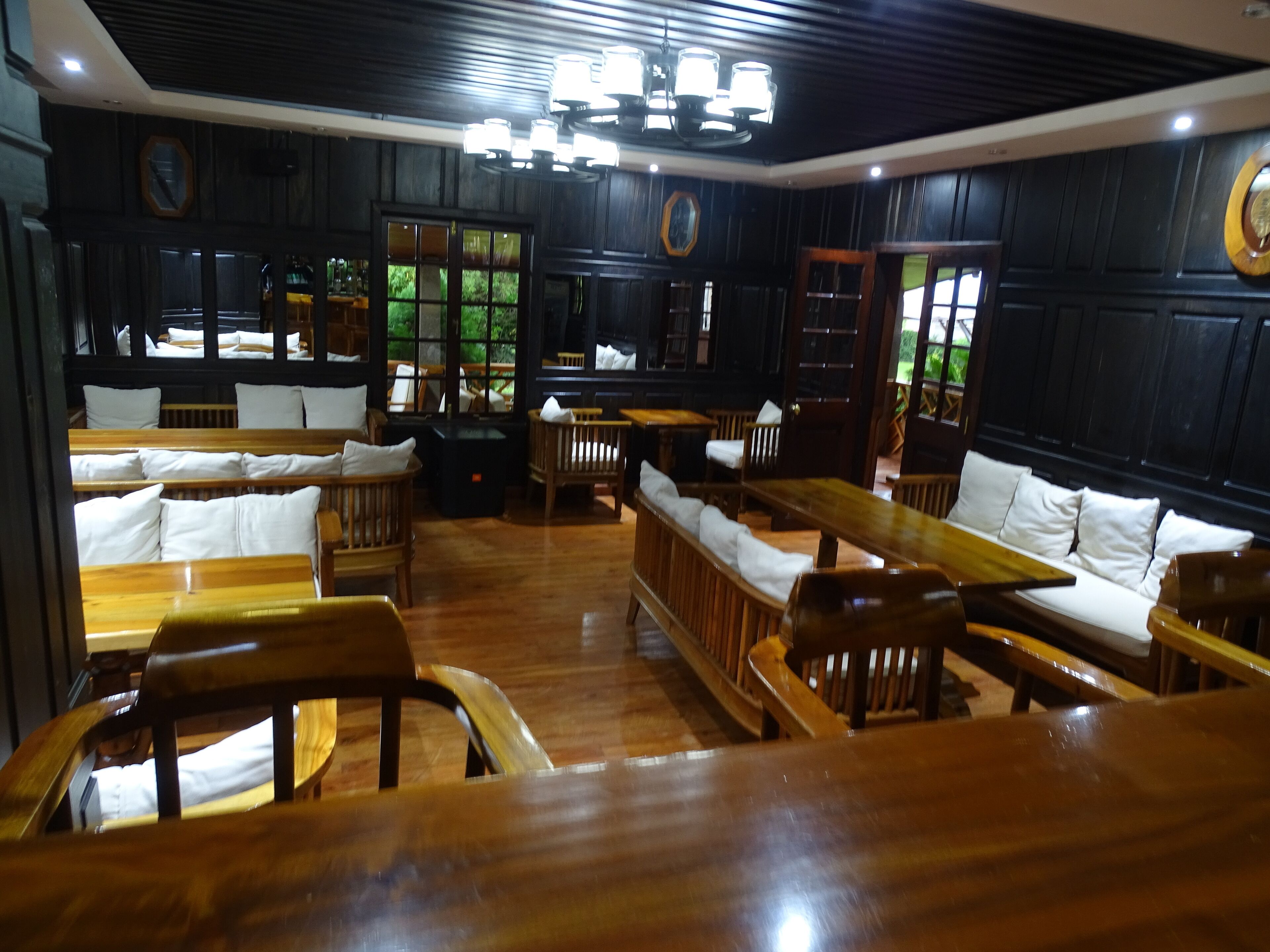 Le Prestine Hotel