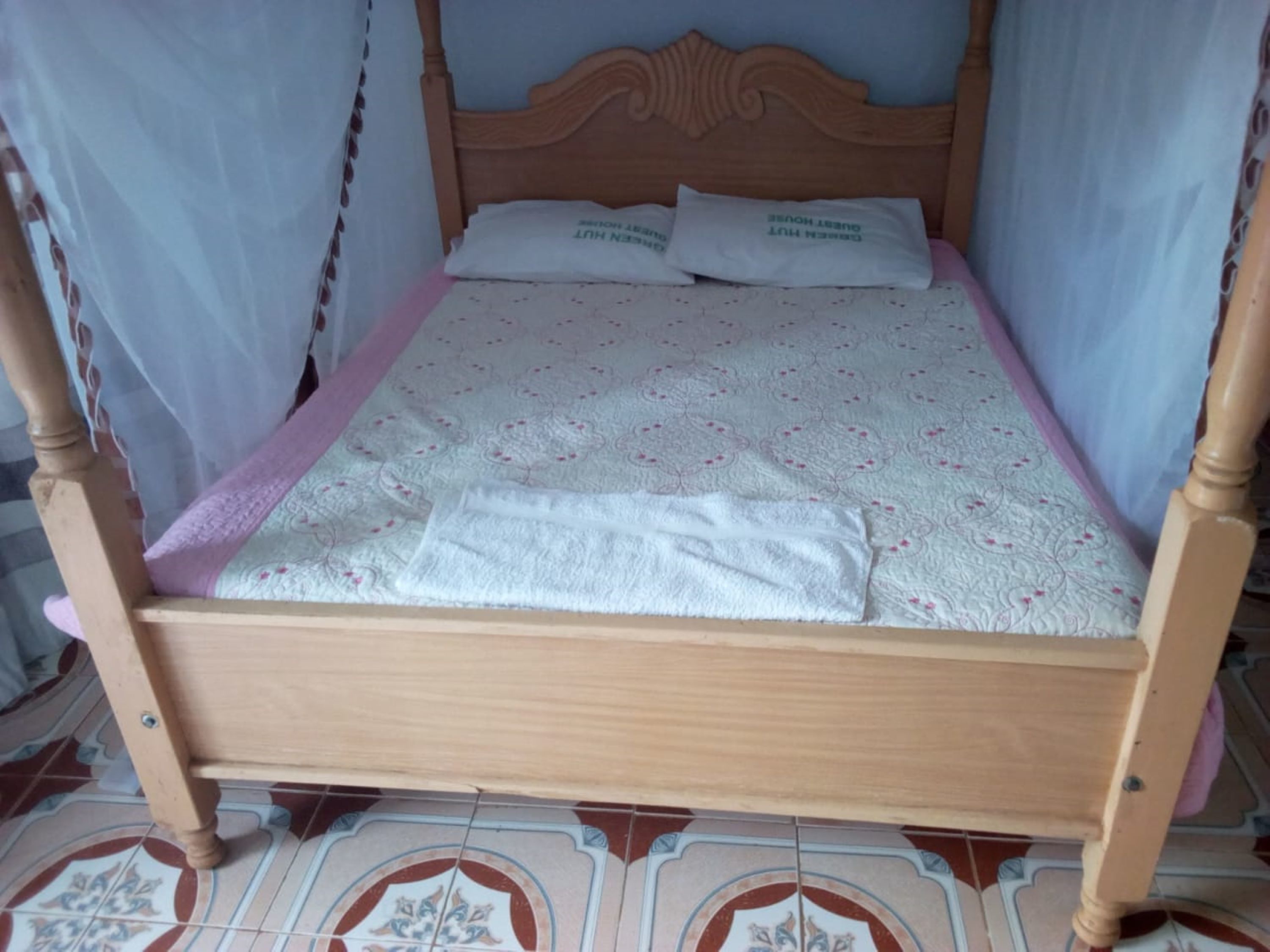 Green Hut Guest House