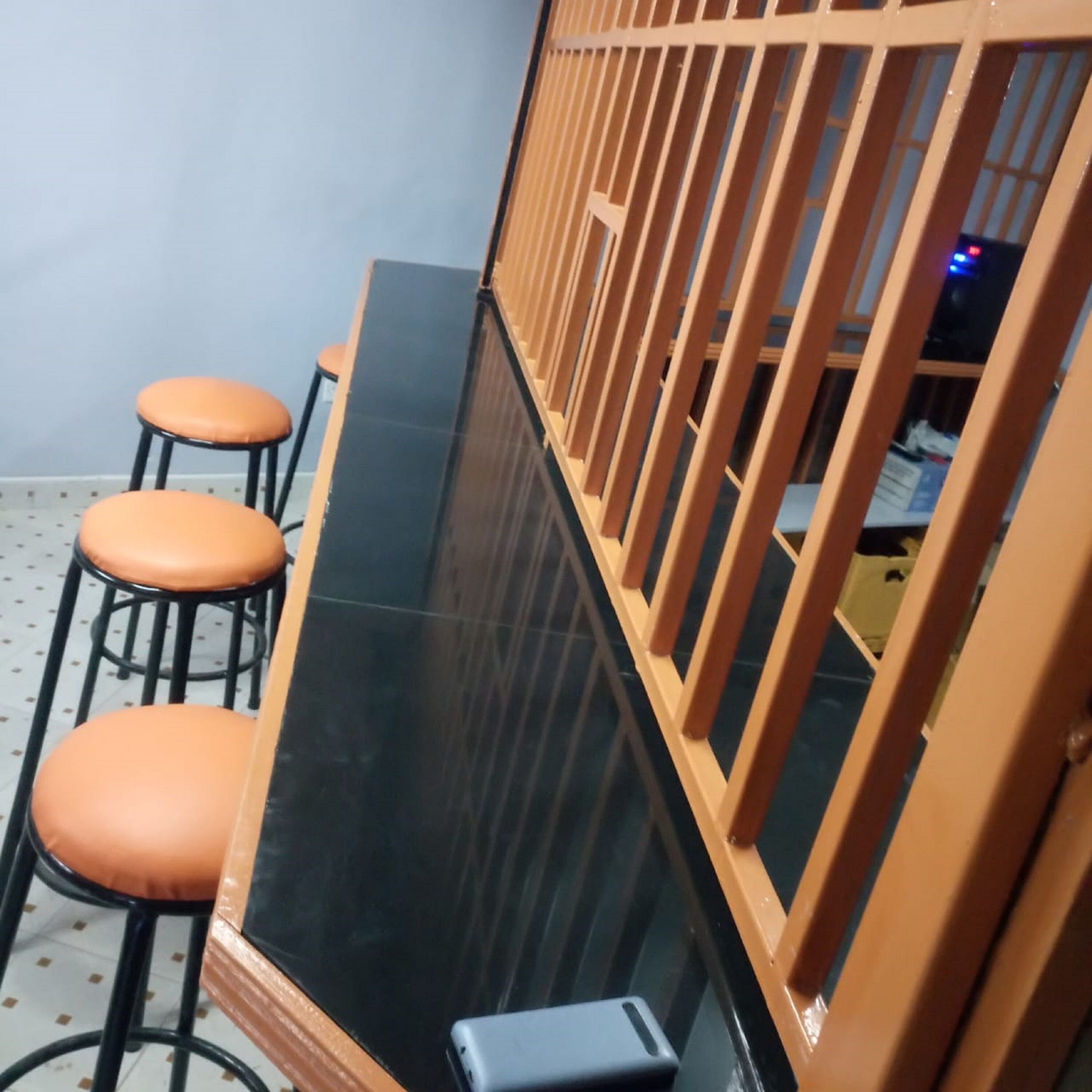 Cherika Hotel & Suites