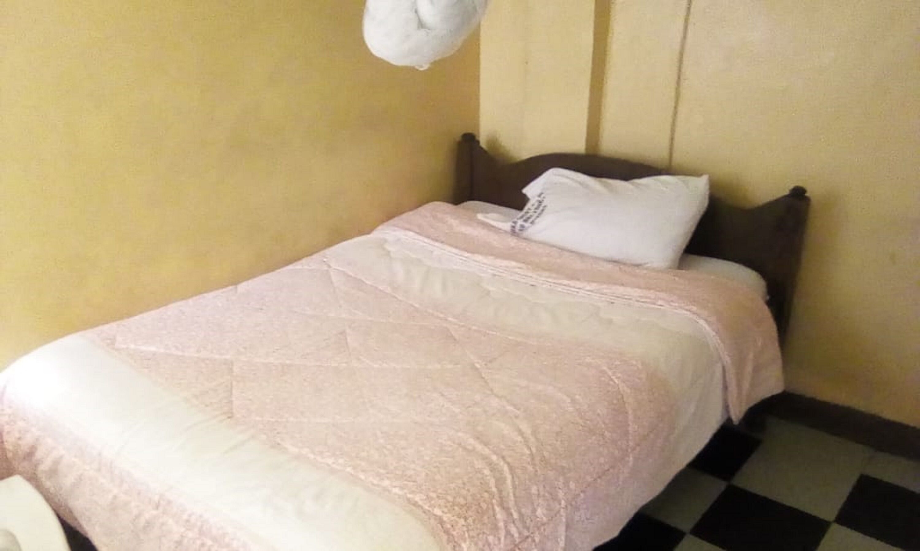 Loika Guest Lodge