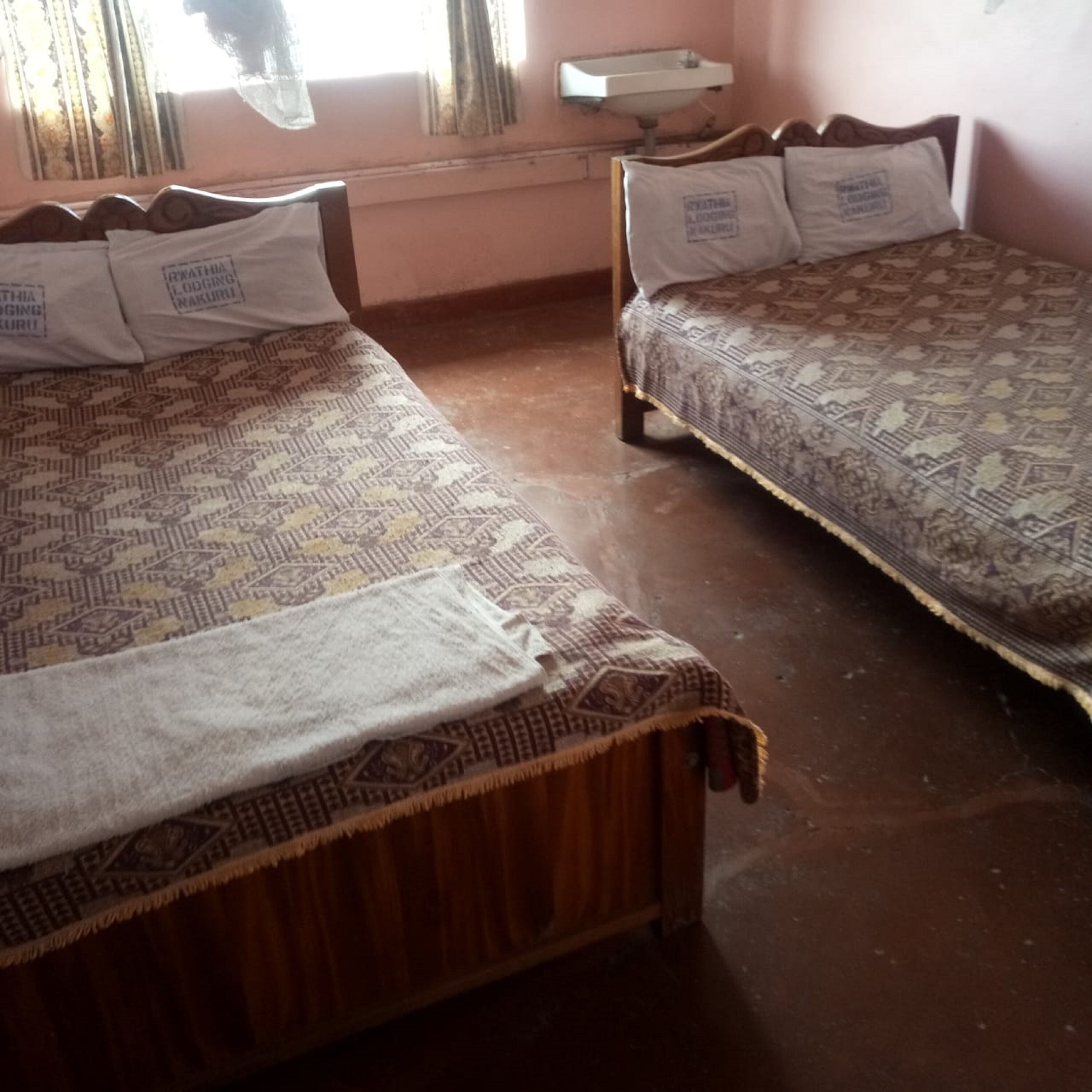 Rwathia Club Boarding & Lodging