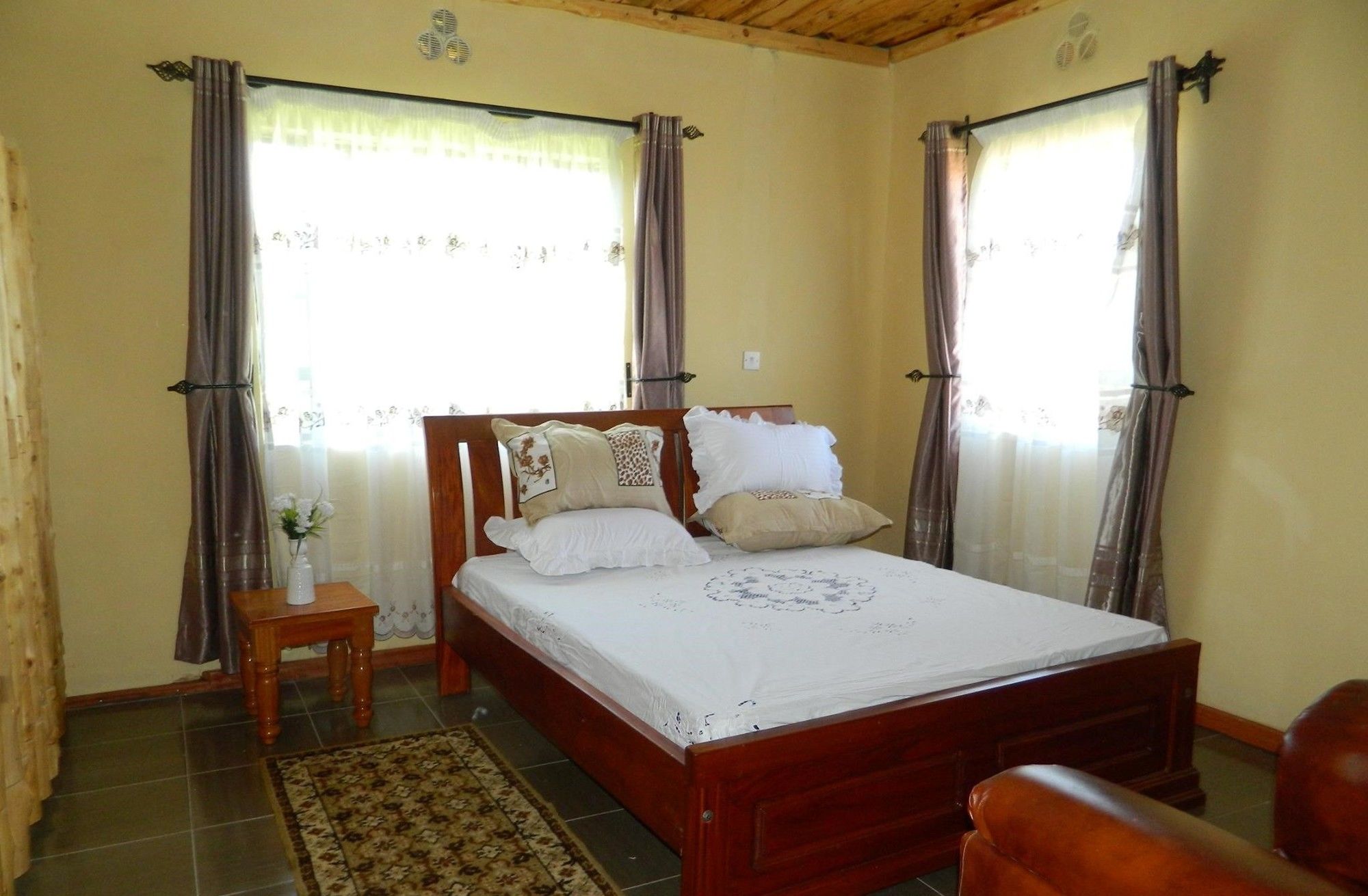 Mount Kenya Villas