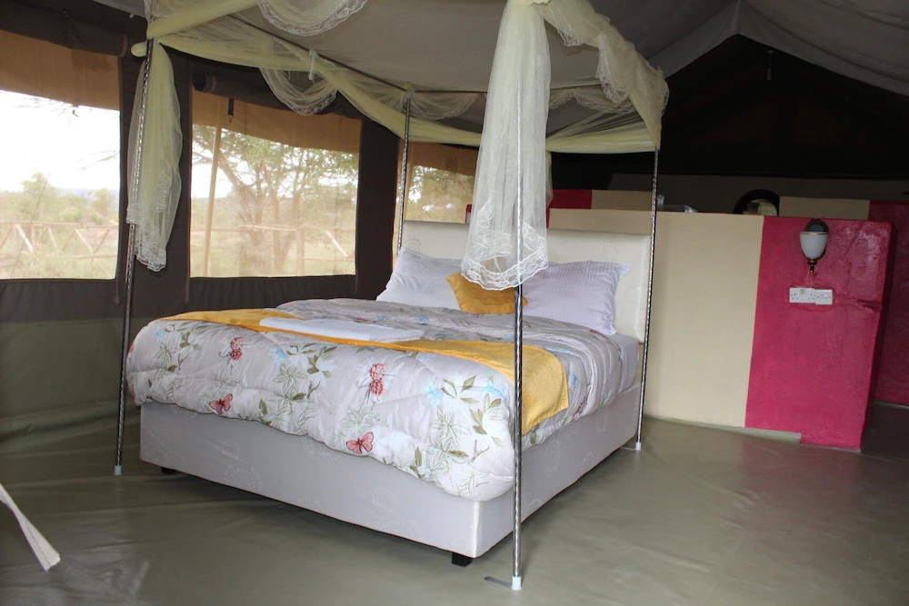 Explore Nature Mara Lodge