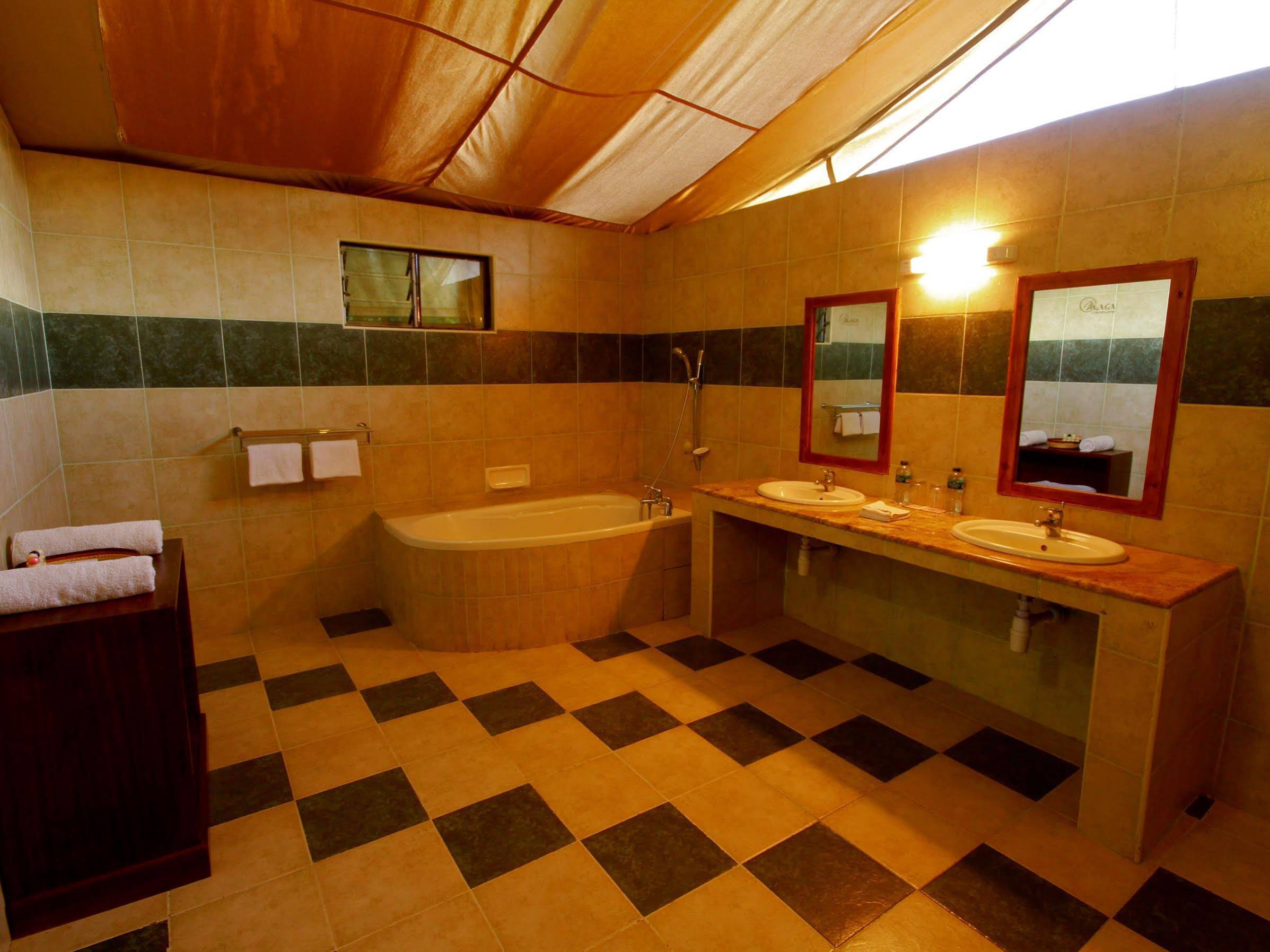 Mara Leisure Camp