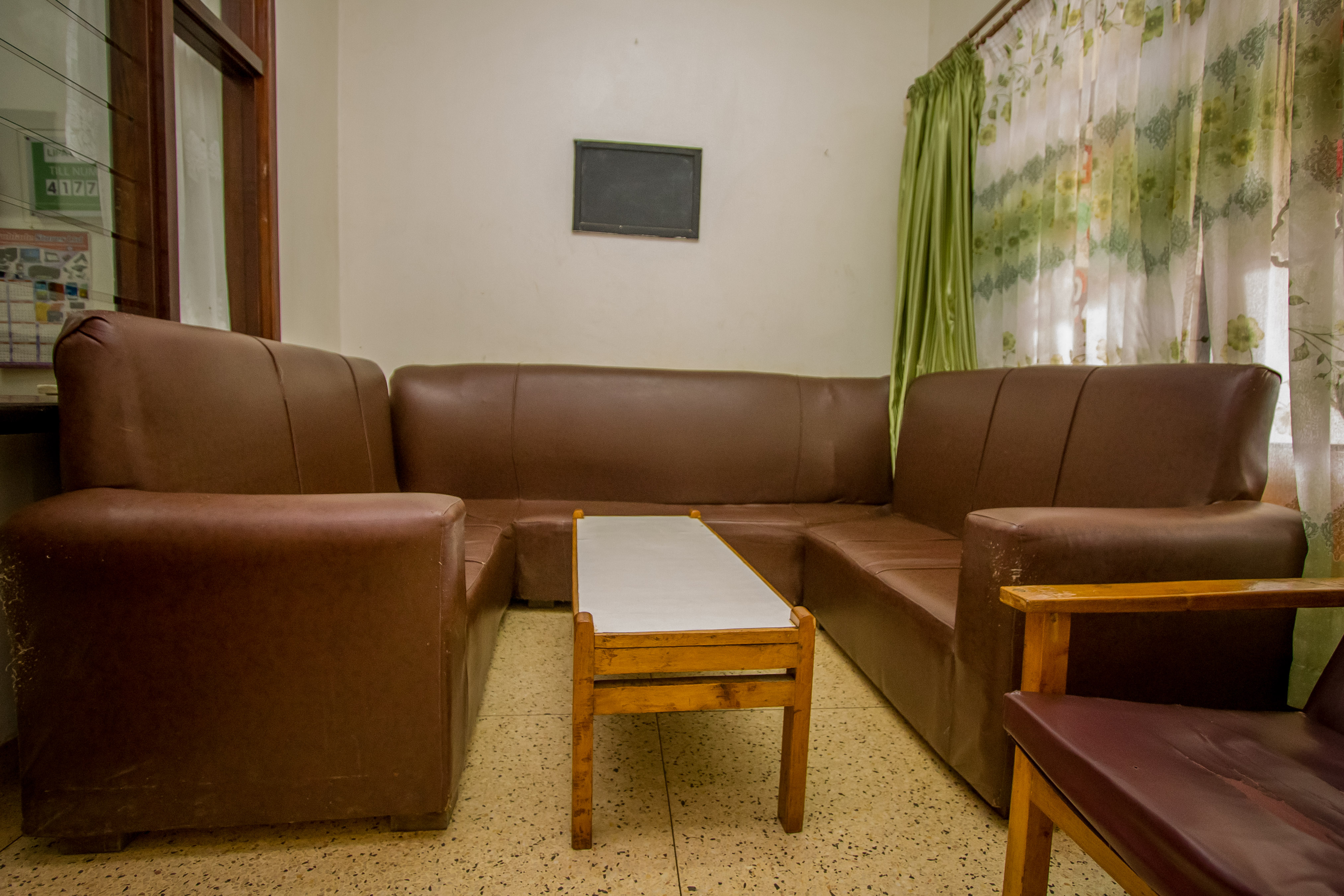 Meru Safari Hotel