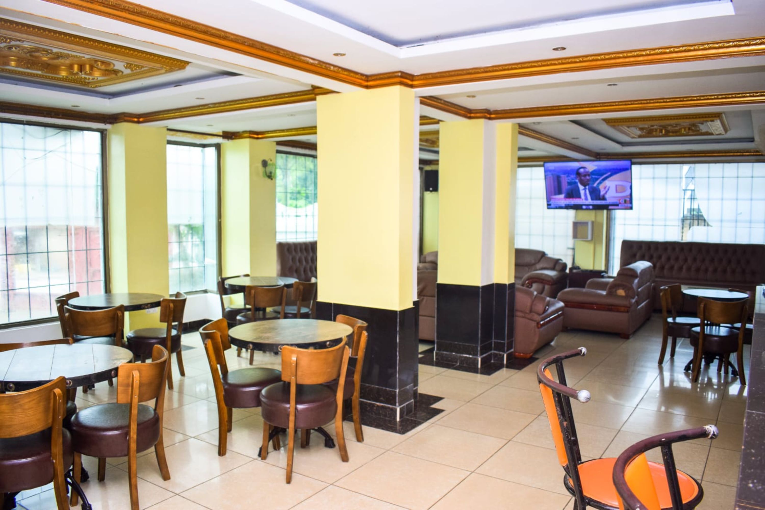 Louis Montfort Grand Resort