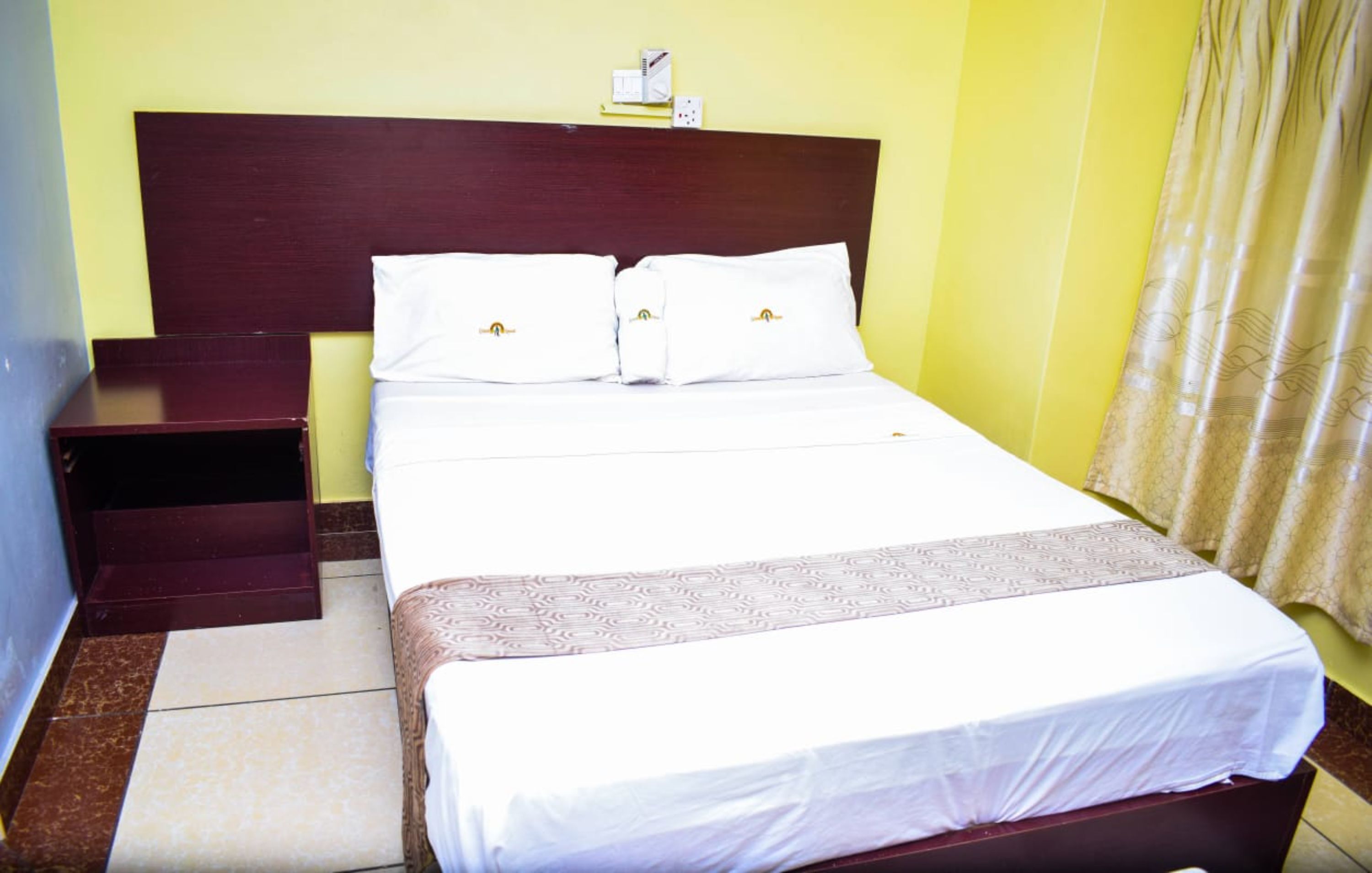 Louis Montfort Grand Resort