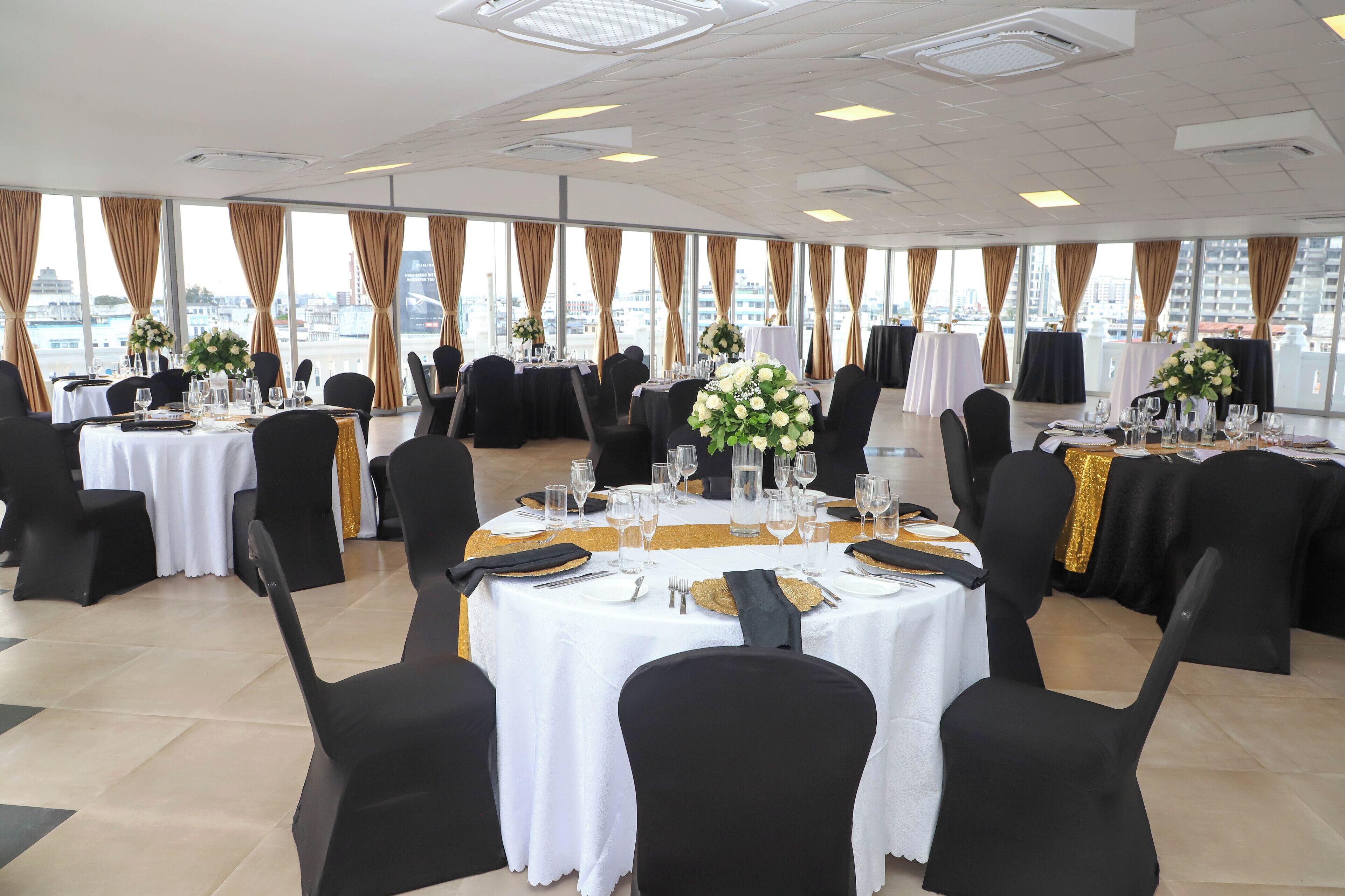 Sentrim Castle Royal Hotel