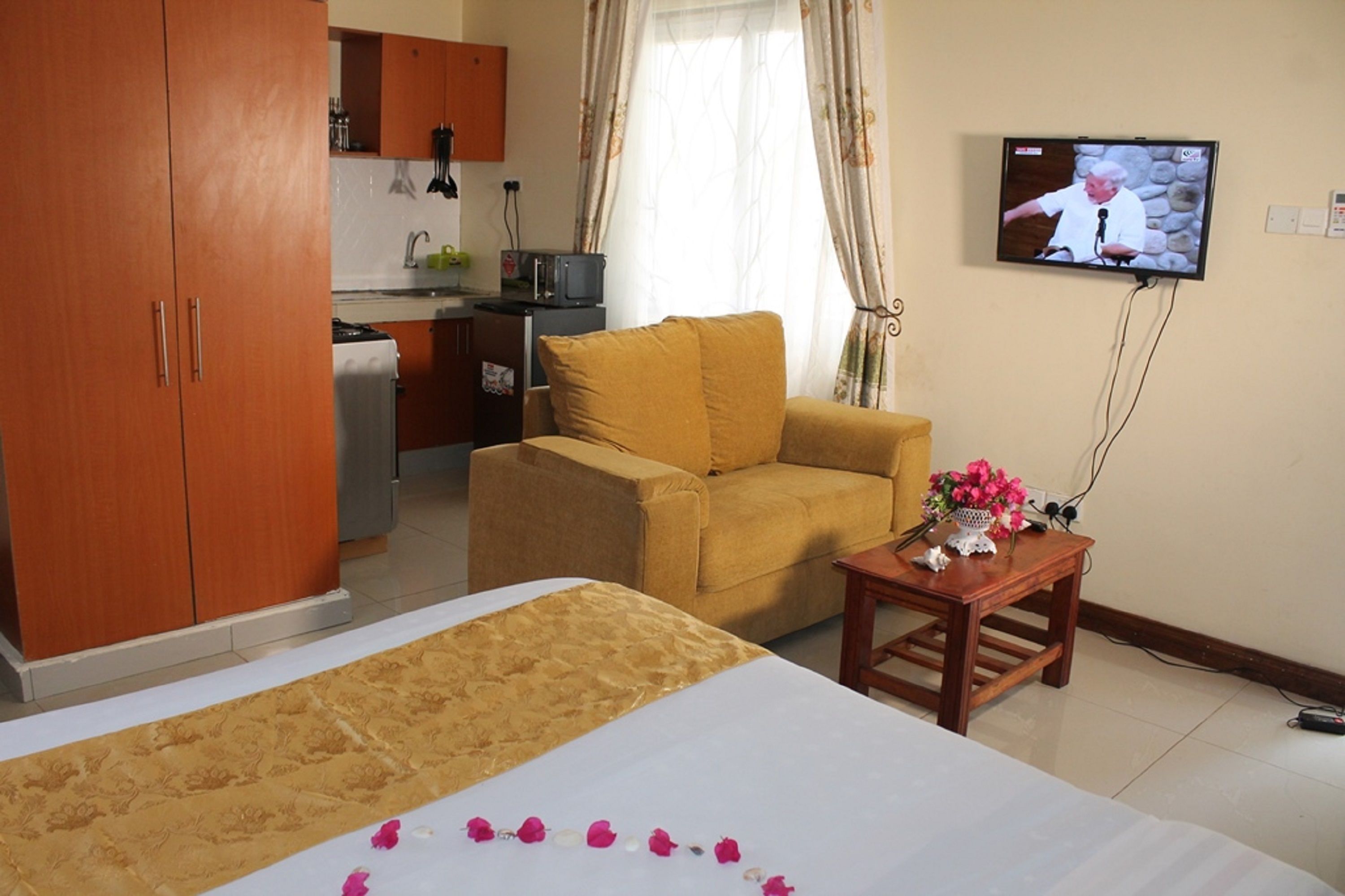 Oluwa Seun Beach Cottages