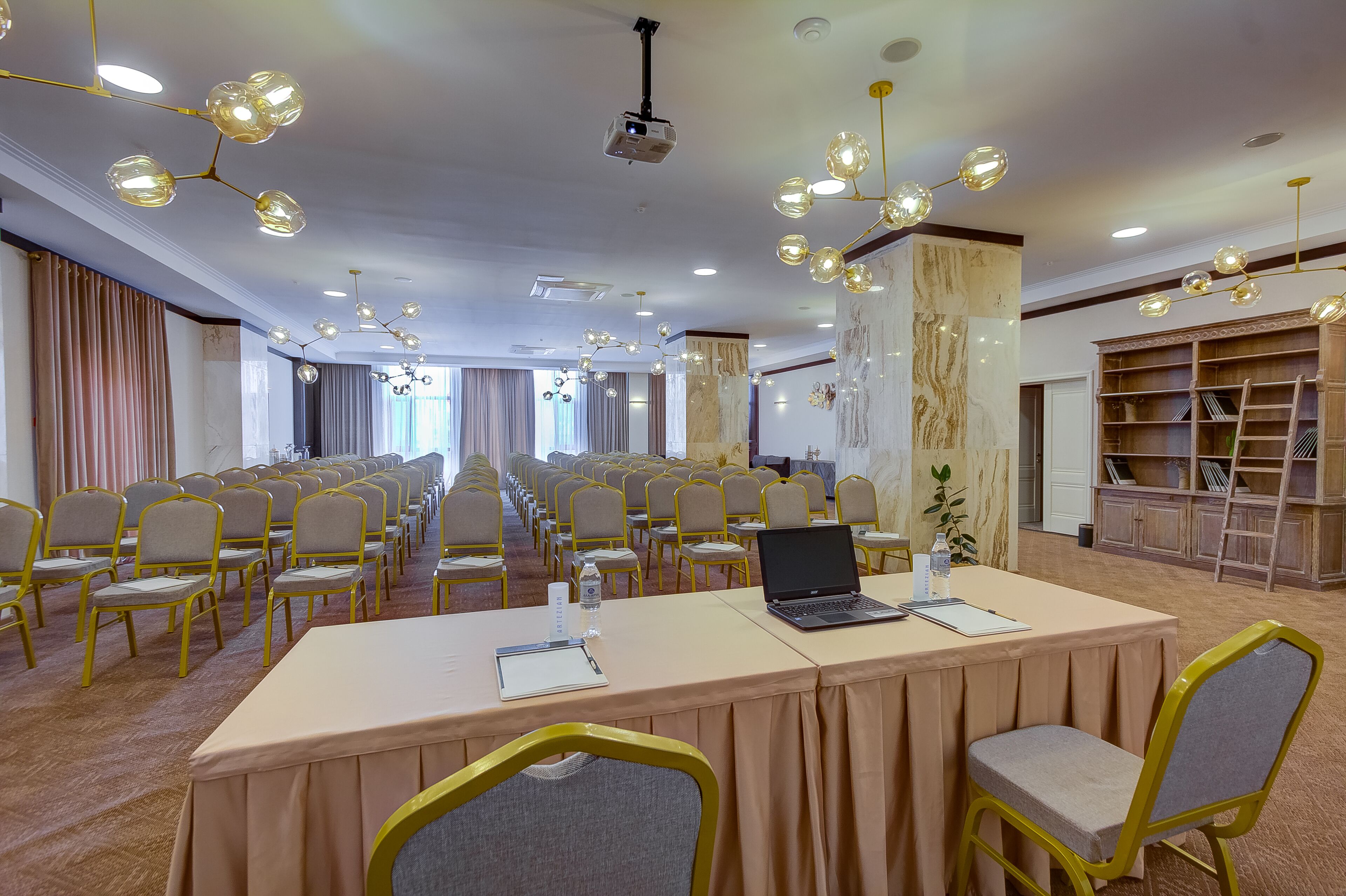 Garden Hotel & Spa