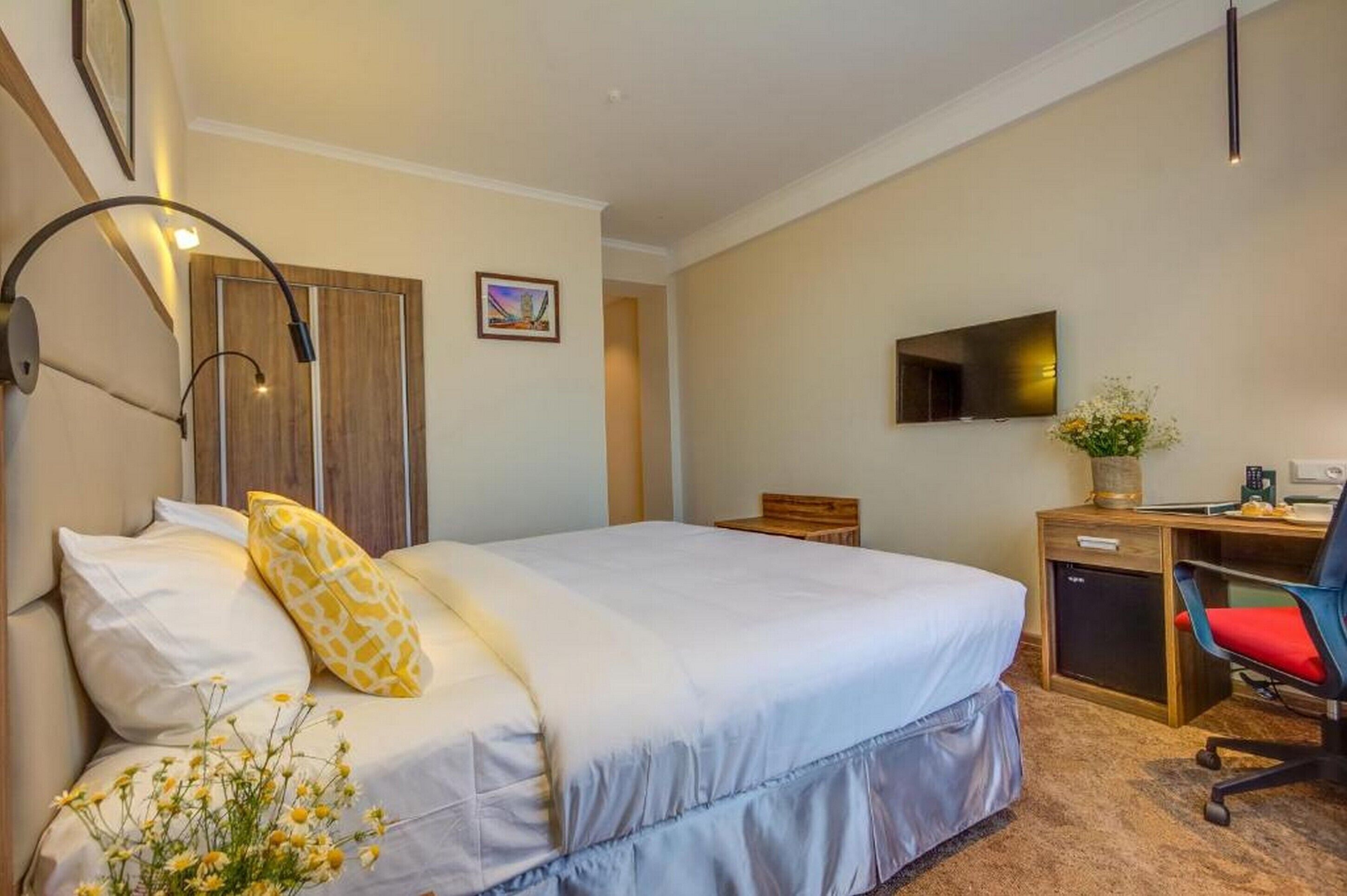 Garden Hotel & Spa