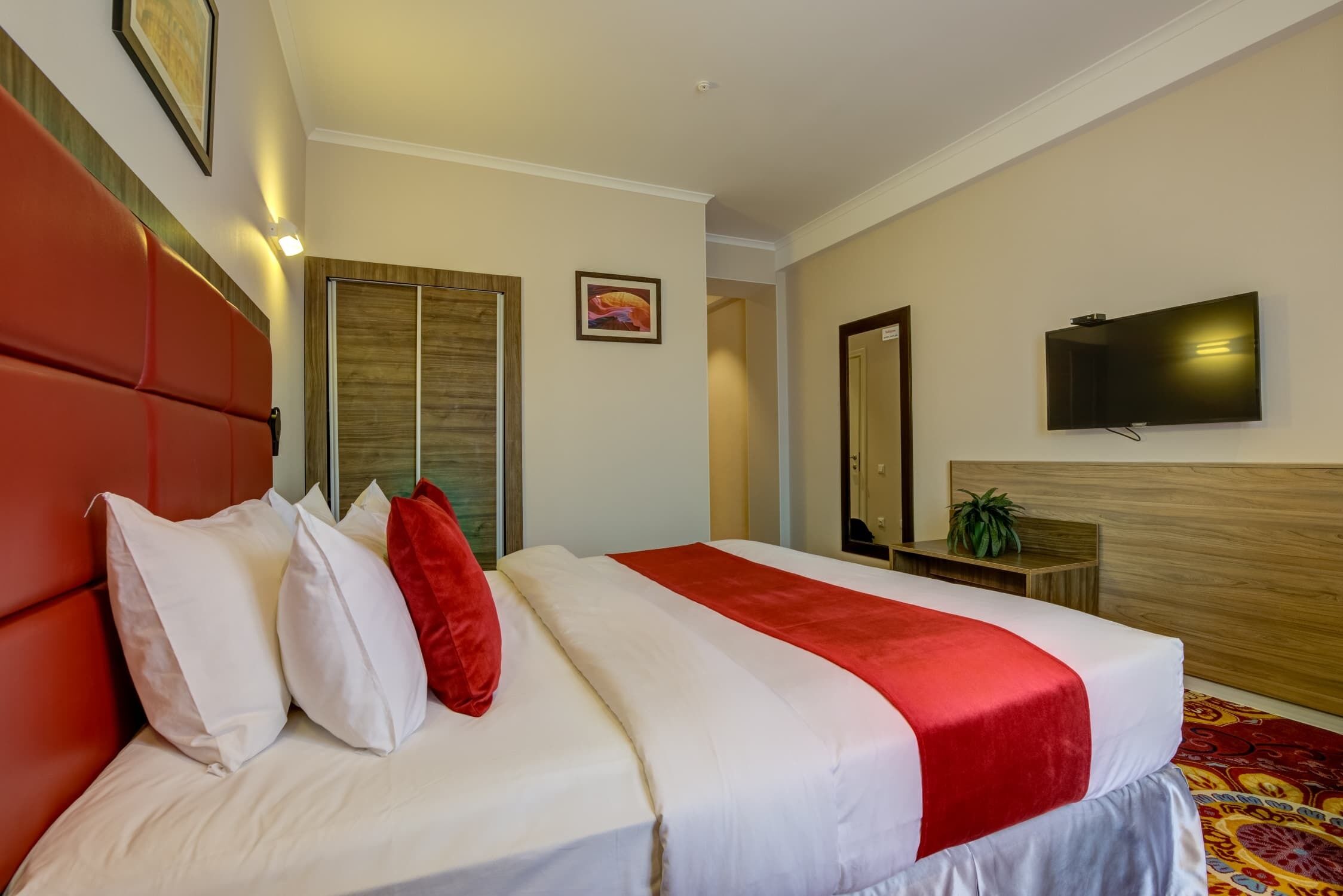 Garden Hotel & Spa