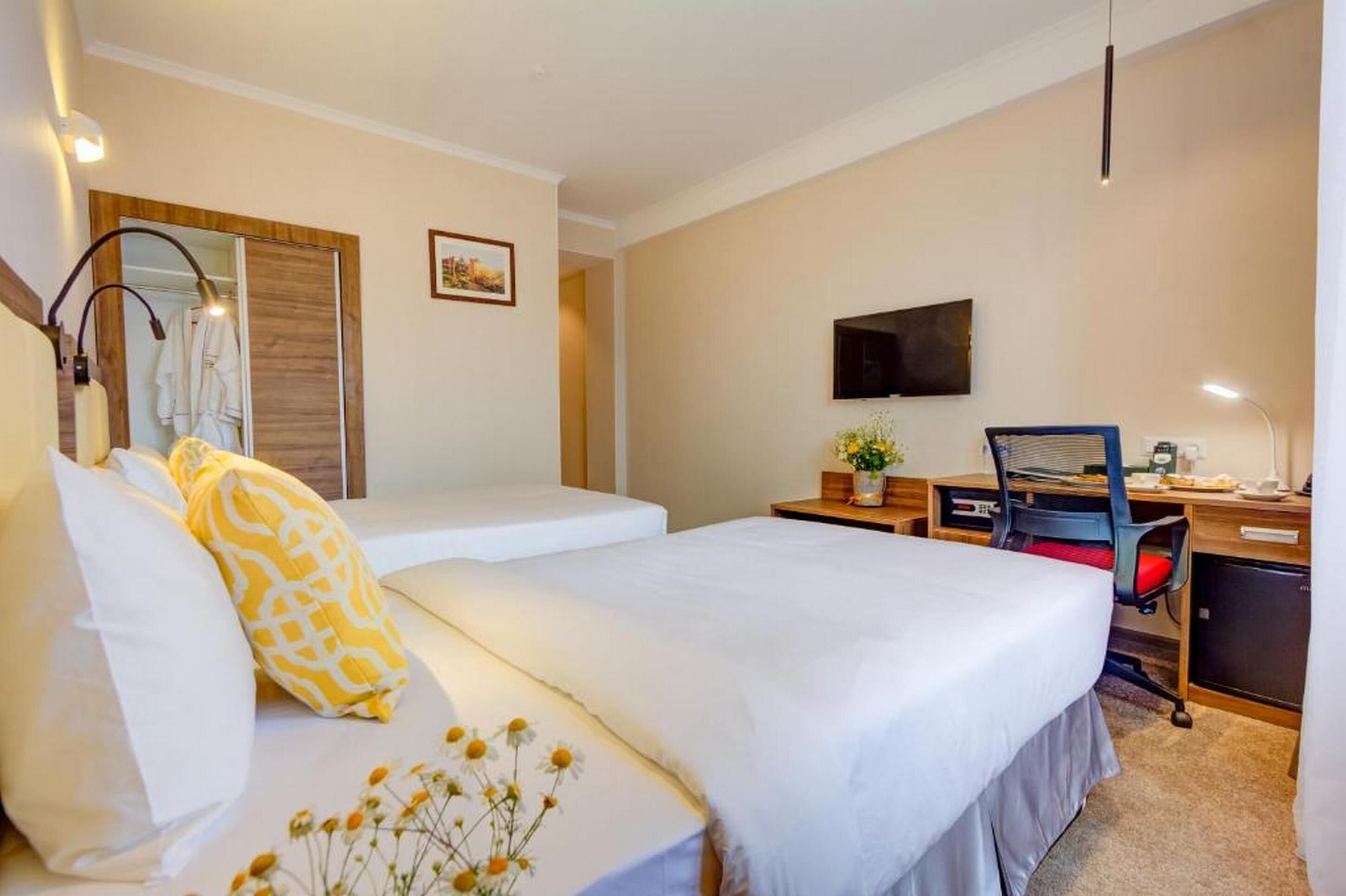 Garden Hotel & Spa