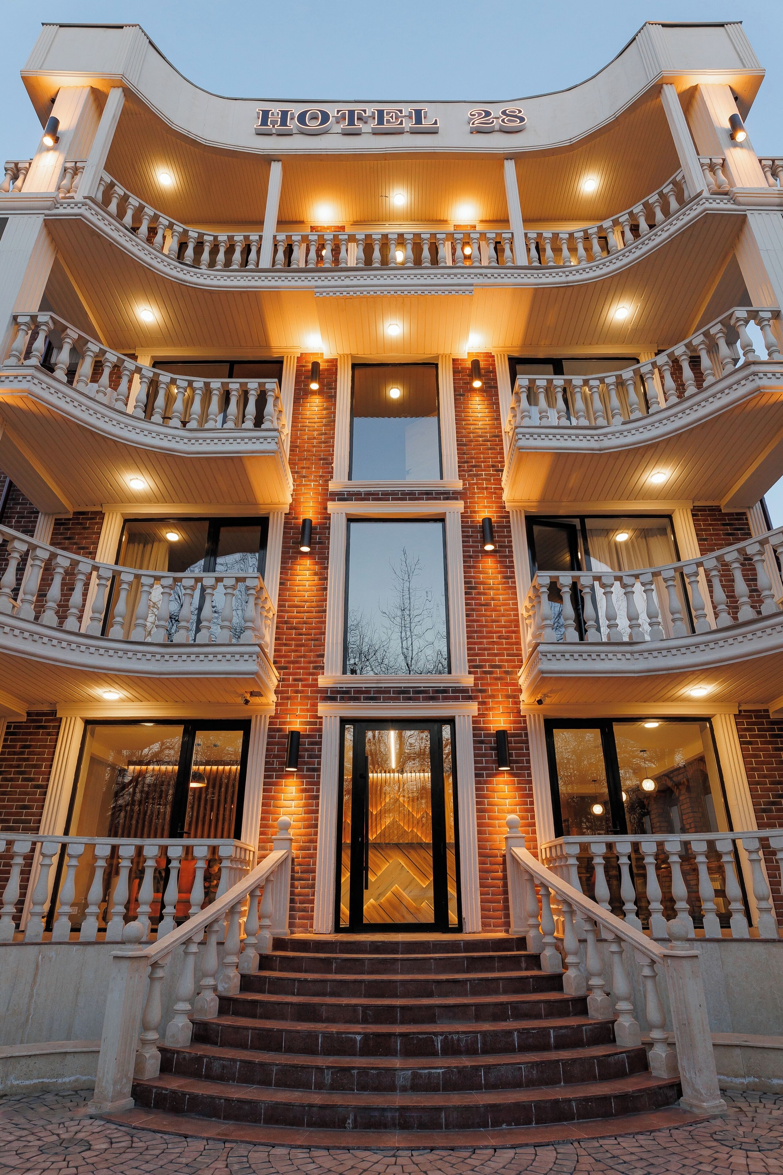 Hotel 28