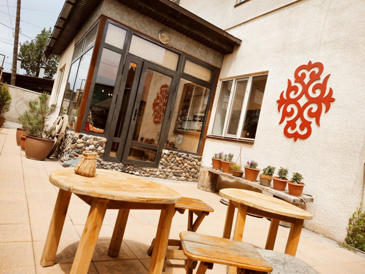 SilkRoad Guesthouse