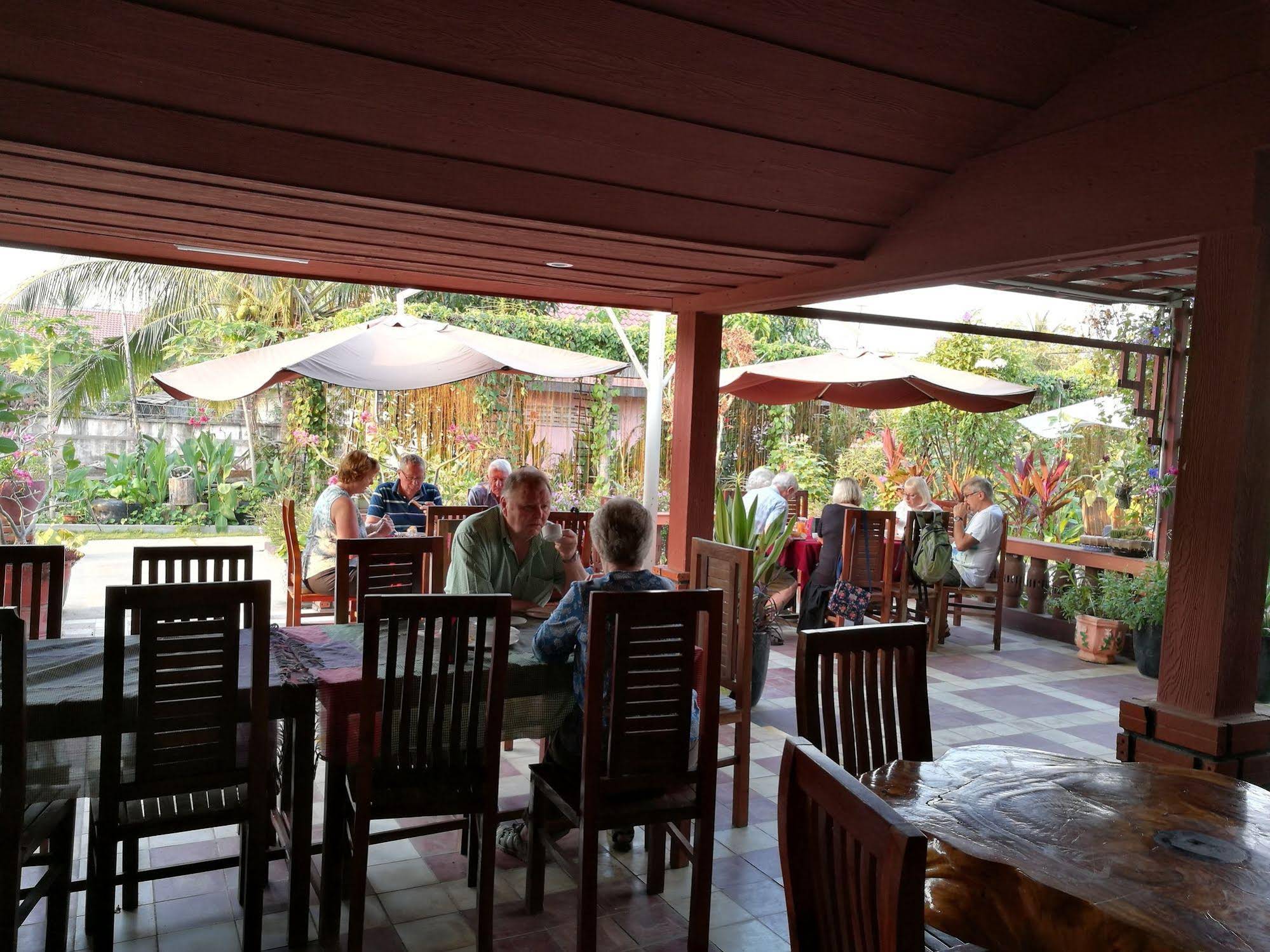 Ravorn Villa Boutique Resort & Restaurant