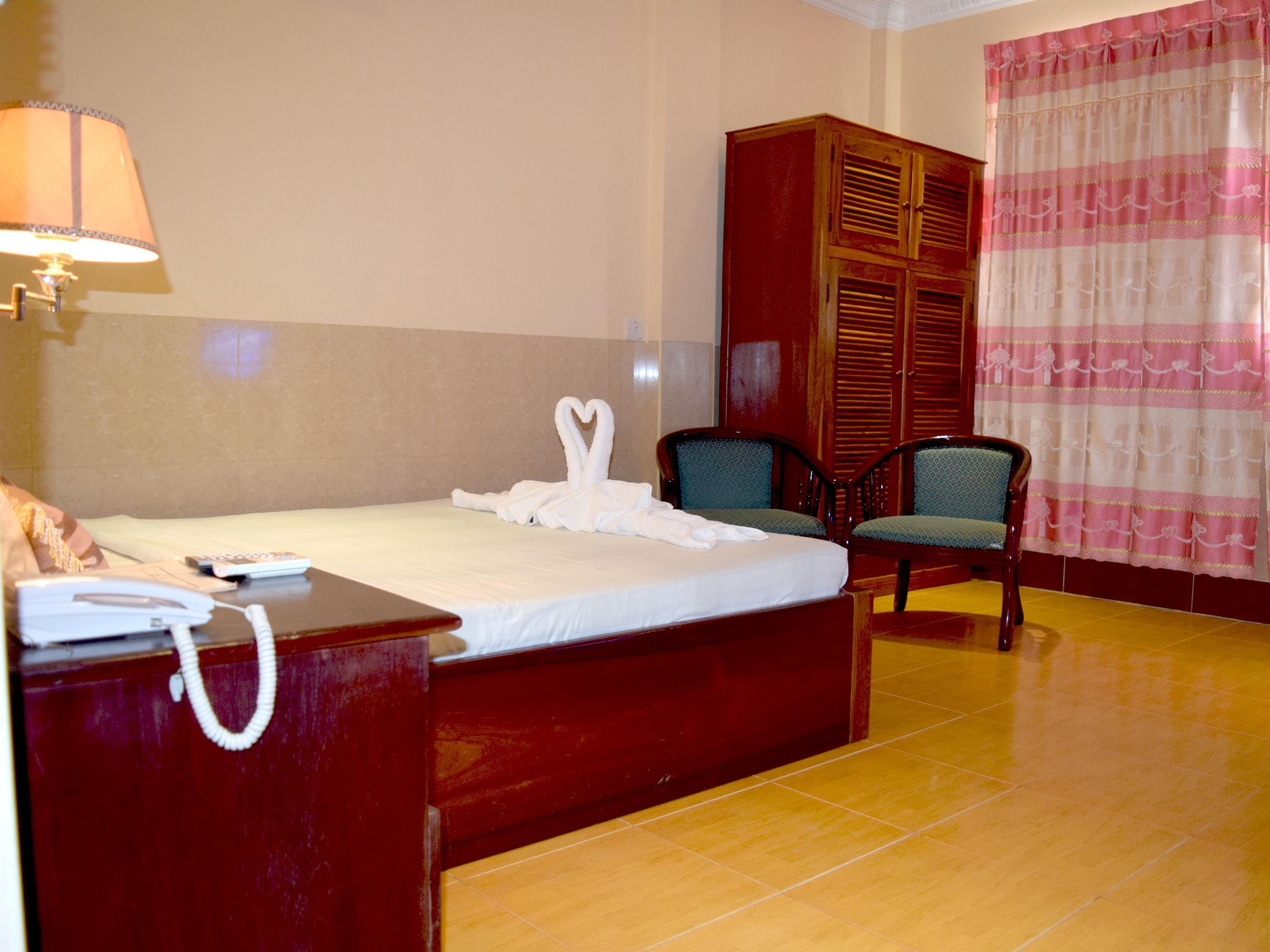 Reaksmey Battambang Hotel