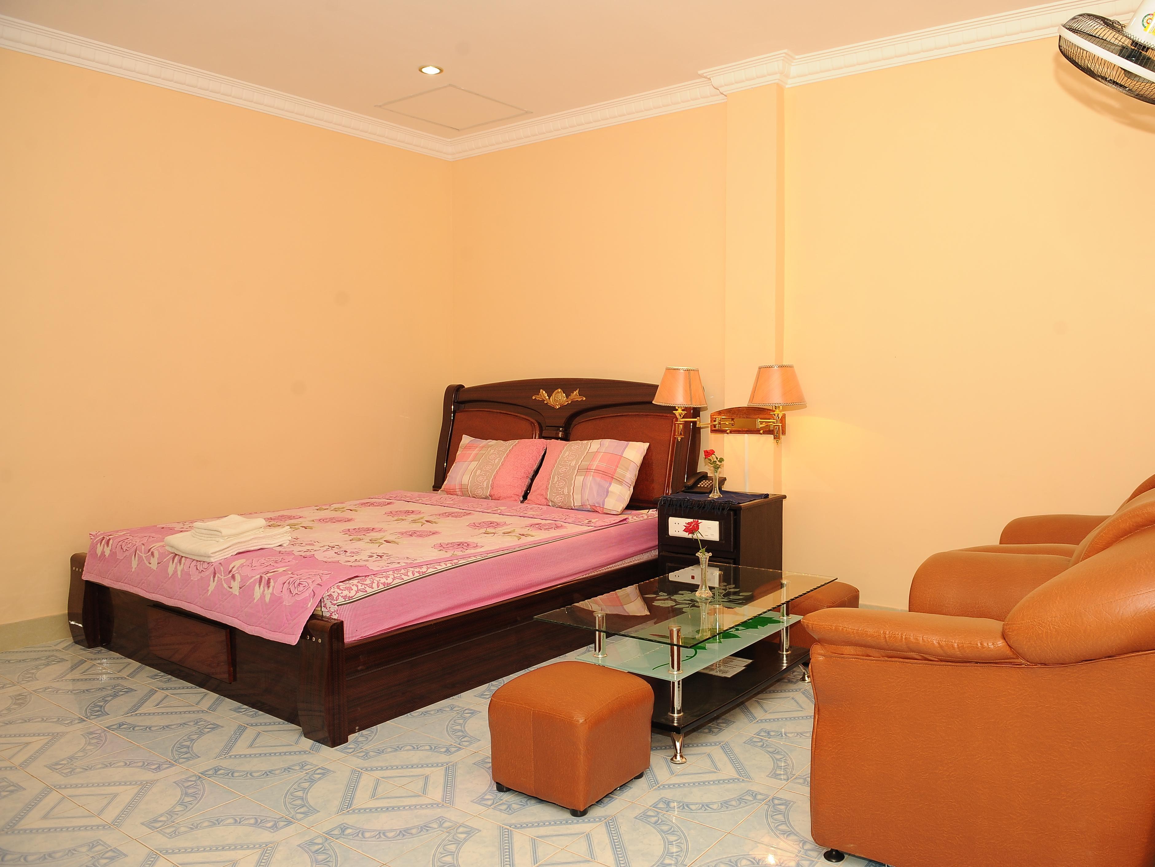 Reaksmey Battambang Hotel