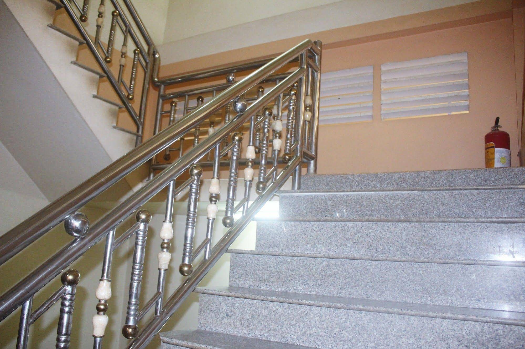 Shang Hai Guest House