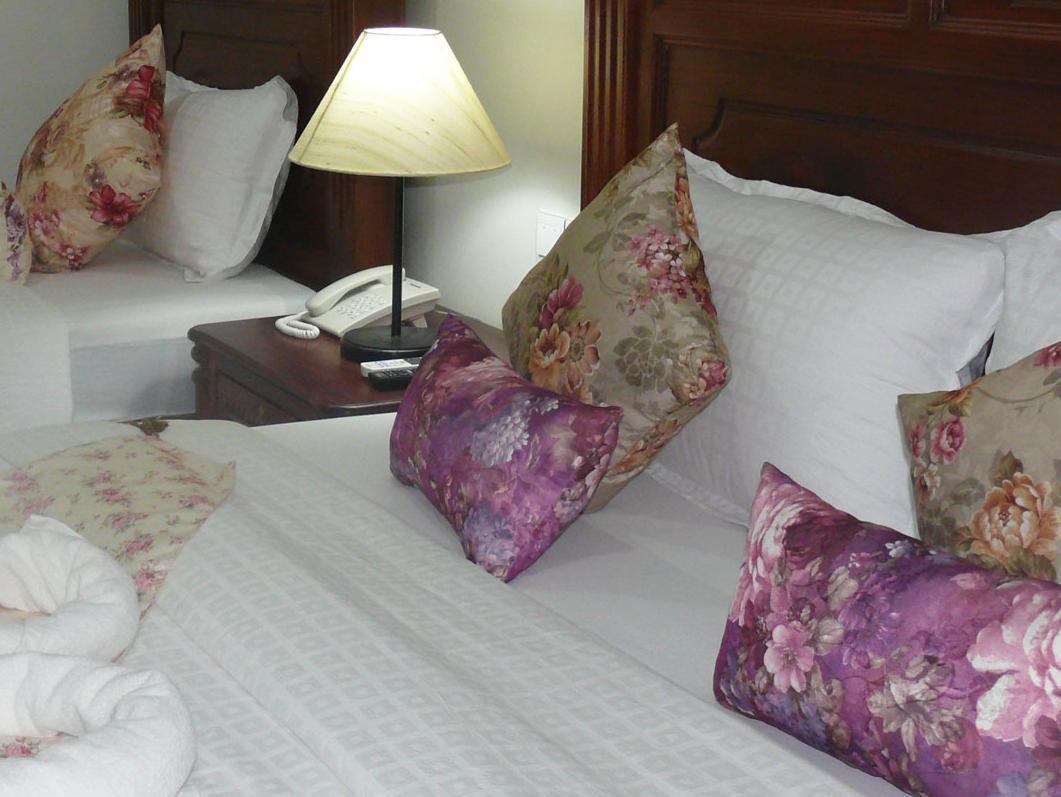 Vanne Hotel